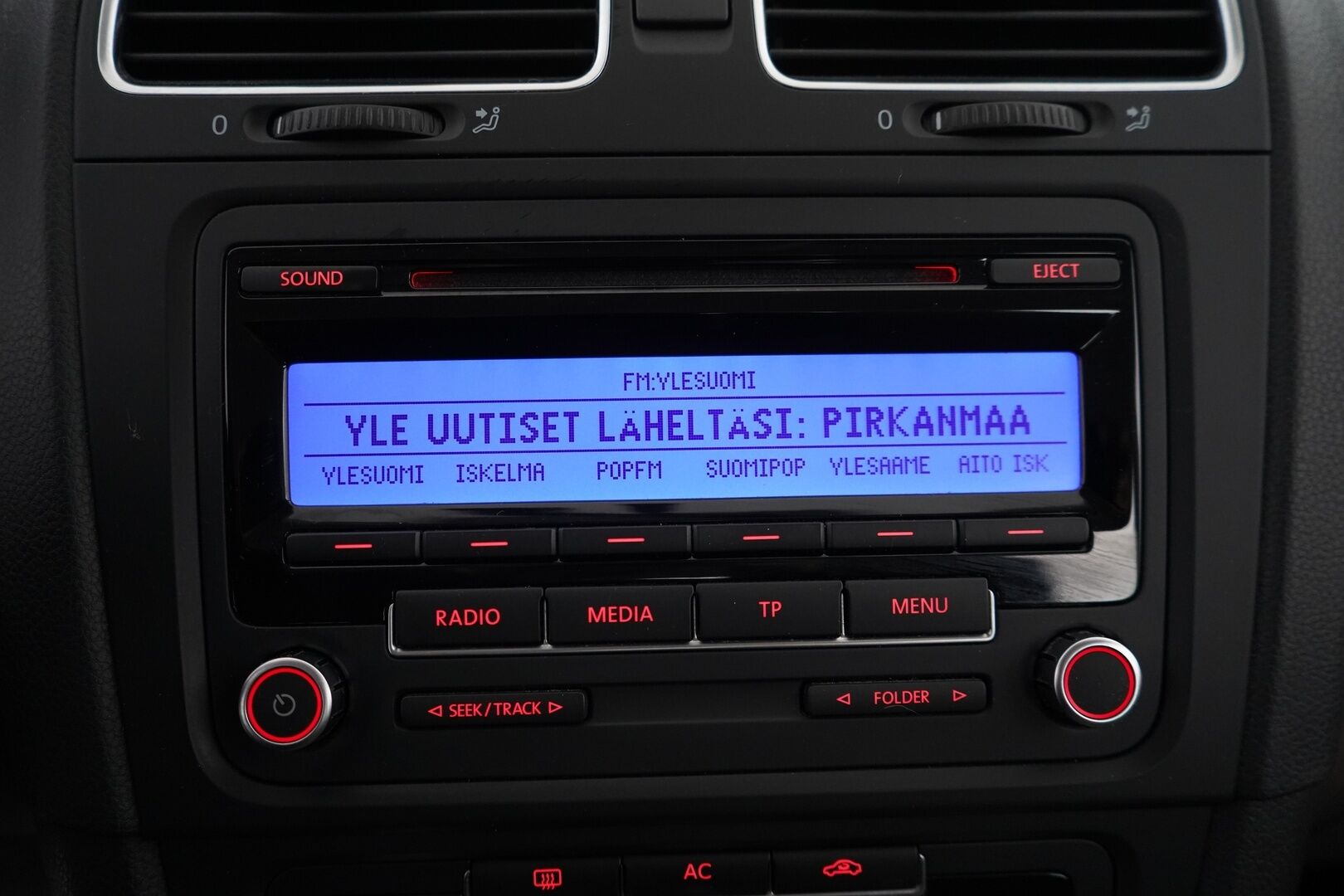 Volkswagen Golf 2010 Comfortline 1,4 TSI 90 kW 4-ovinen - Myydään huutokaupat.com sivustolla!