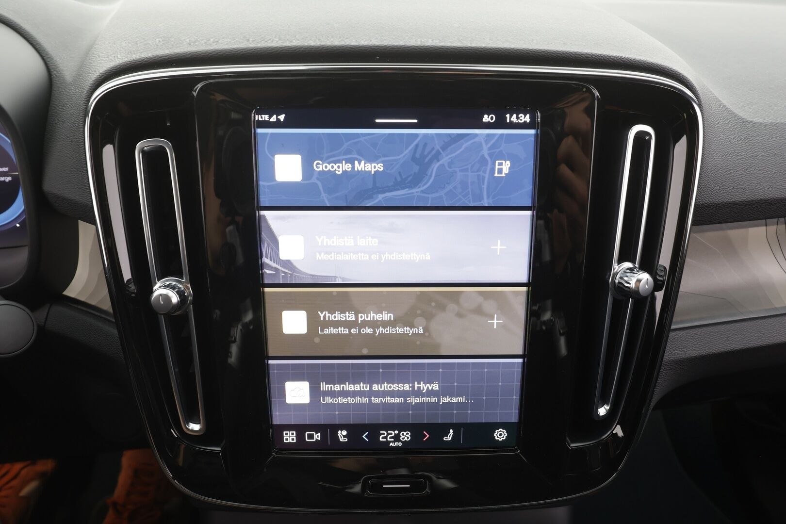 Volvo C40 2023 Recharge Twin Ultimate - | H&K | ILP | ACC | Lasikatto | LED | 360 | Sporttipenkki Muistilla | Kaistavahti | Navi | Keyless | Merkkihuollot |
