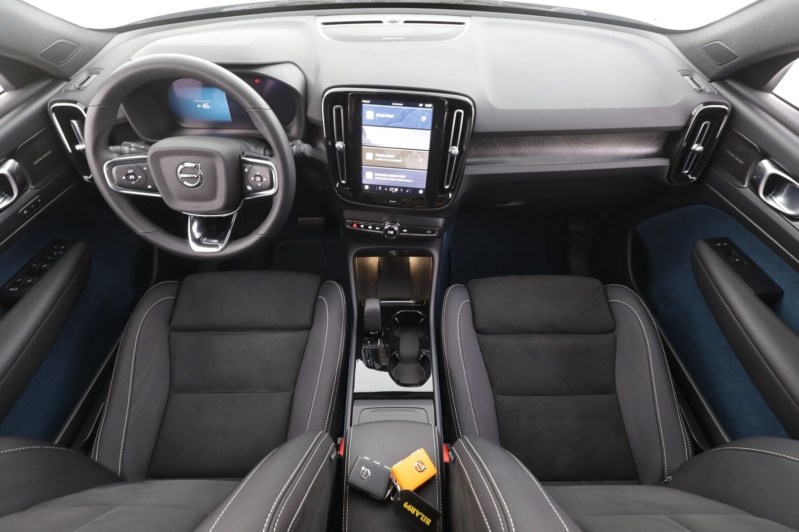 Volvo C40 2023 Recharge Twin Ultimate - | H&K | ILP | ACC | Lasikatto | LED | 360 | Sporttipenkki Muistilla | Kaistavahti | Navi | Keyless | Merkkihuollot |