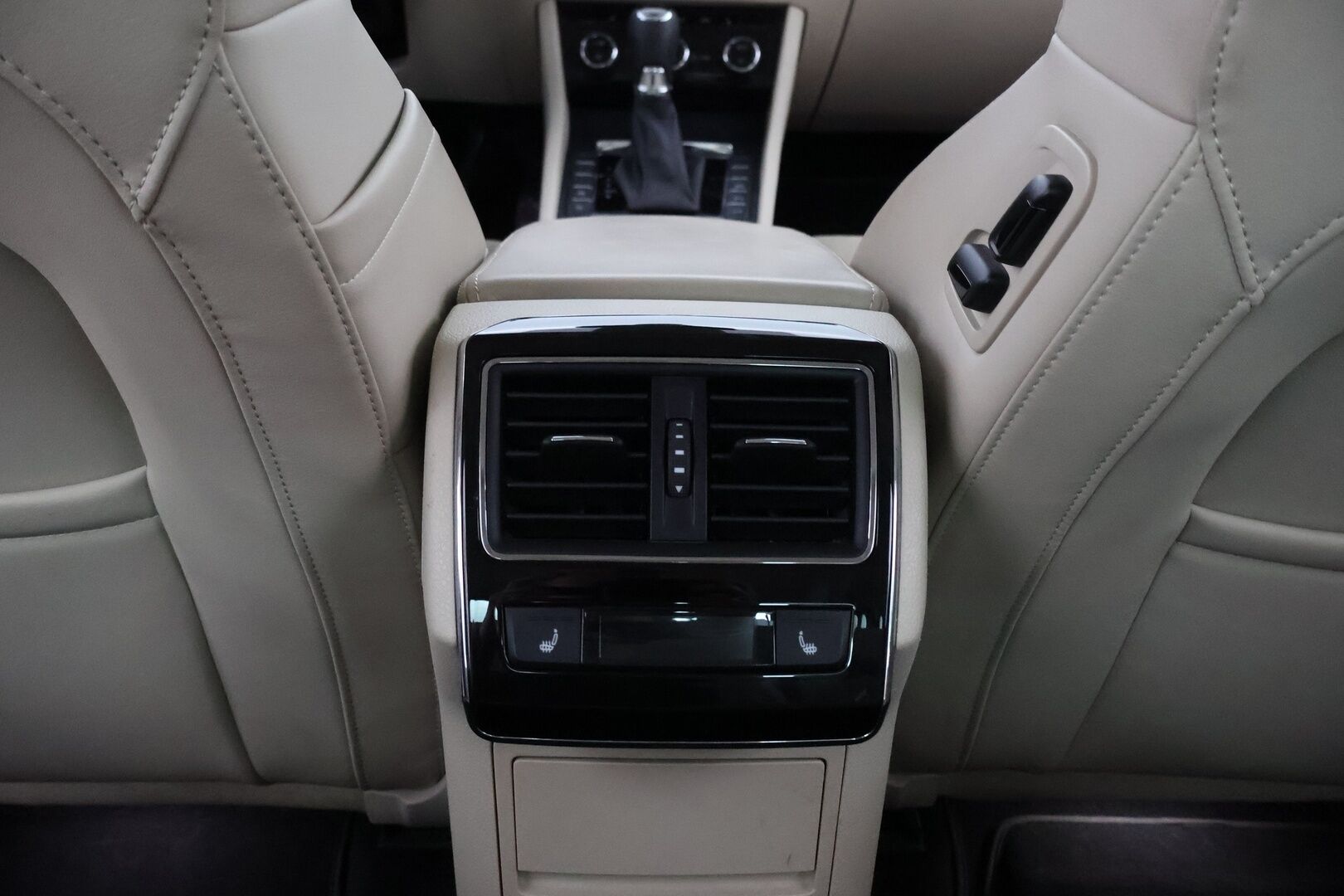 Skoda Superb 2020 1,5 TSI ACT Style DSG Autom. - Webasto / Adapt.Vakkari / Canton Premium Sound / Peruutuskamera / Digimittari / Sähköluukku / Supervarusteet!