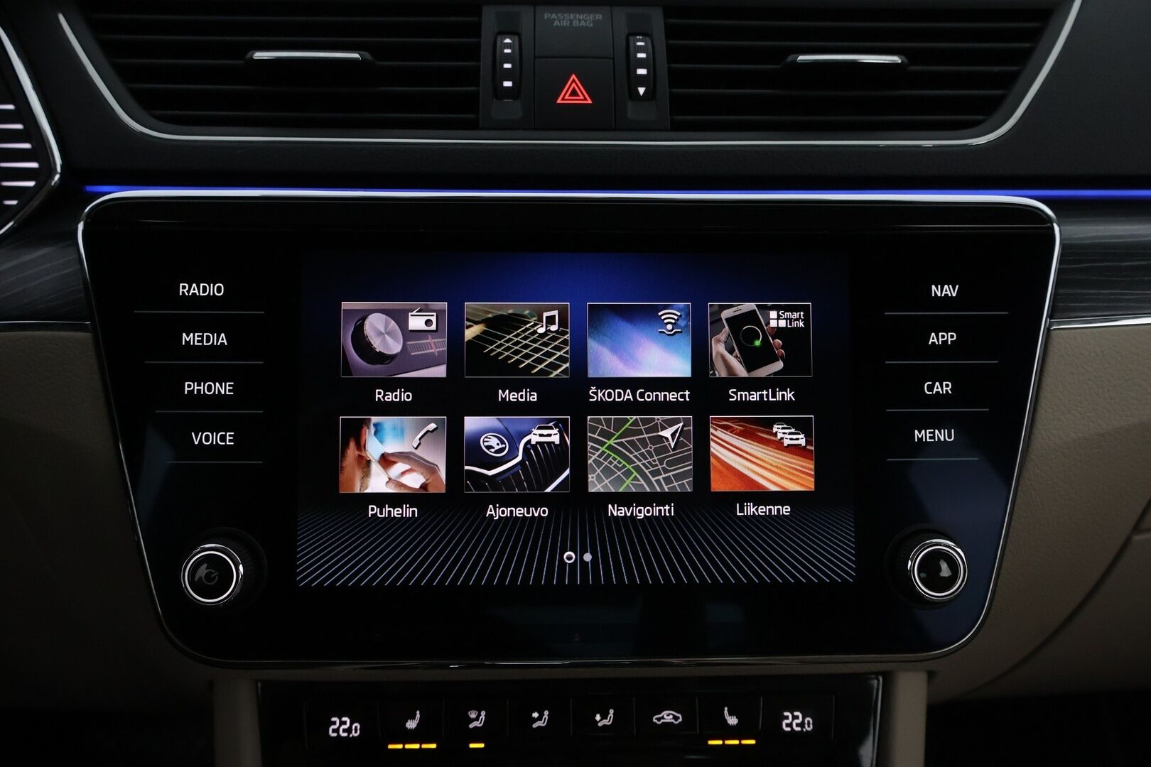 Skoda Superb 2020 1,5 TSI ACT Style DSG Autom. - Webasto / Adapt.Vakkari / Canton Premium Sound / Peruutuskamera / Digimittari / Sähköluukku / Supervarusteet!