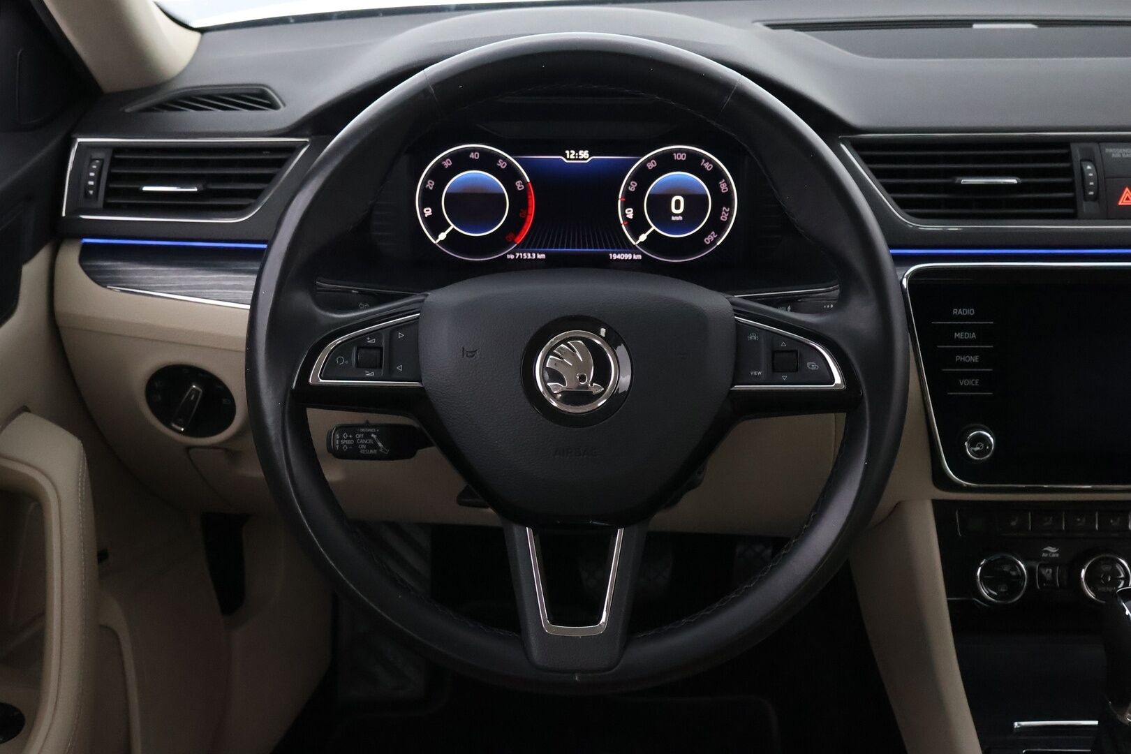 Skoda Superb 2020 1,5 TSI ACT Style DSG Autom. - Webasto / Adapt.Vakkari / Canton Premium Sound / Peruutuskamera / Digimittari / Sähköluukku / Supervarusteet!