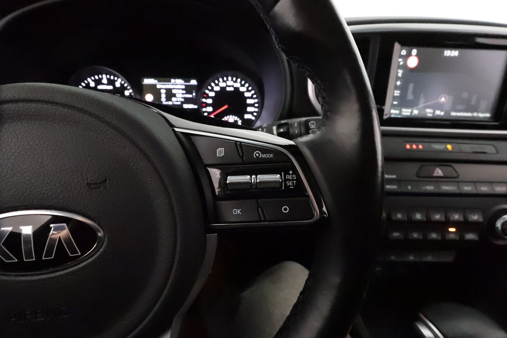 Kia Sportage 2020 1,6 T-GDI ISG Urban EX DCT A/T EcoDynamics **Vakkari / P.kamera / Lohkolämmitin / Koukku / LED / Navi / Puolinahat**