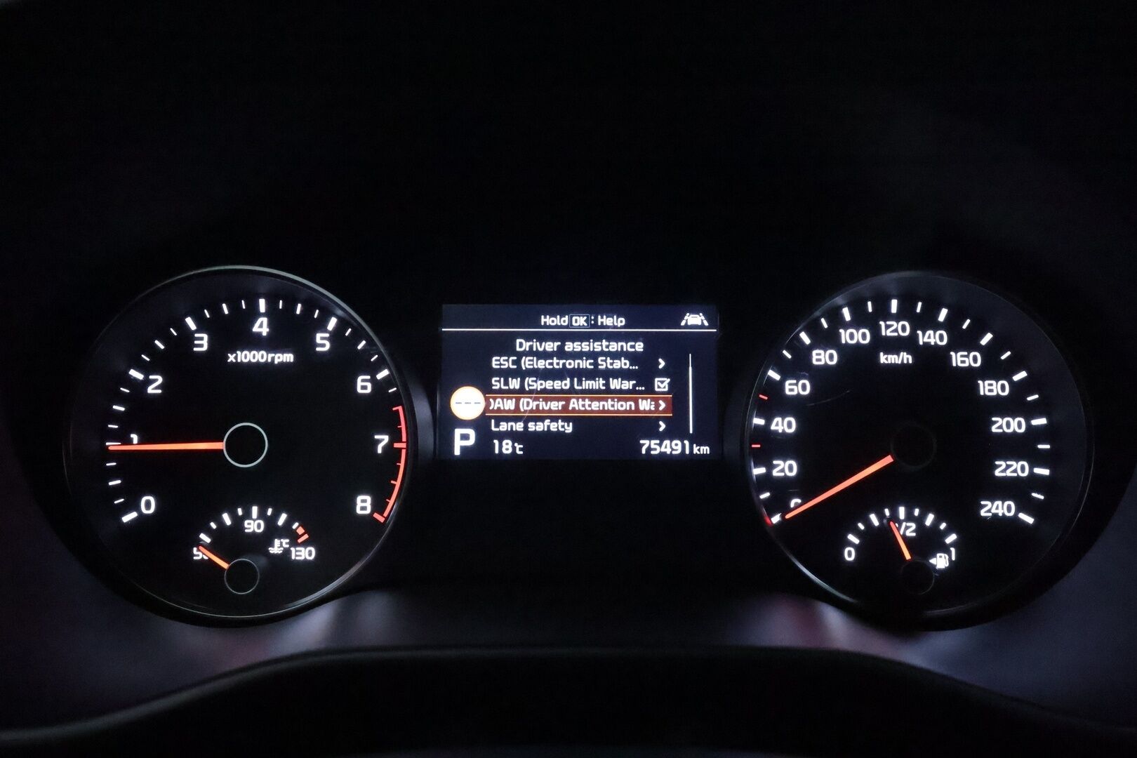 Kia Sportage 2020 1,6 T-GDI ISG Urban EX DCT A/T EcoDynamics **Vakkari / P.kamera / Lohkolämmitin / Koukku / LED / Navi / Puolinahat**