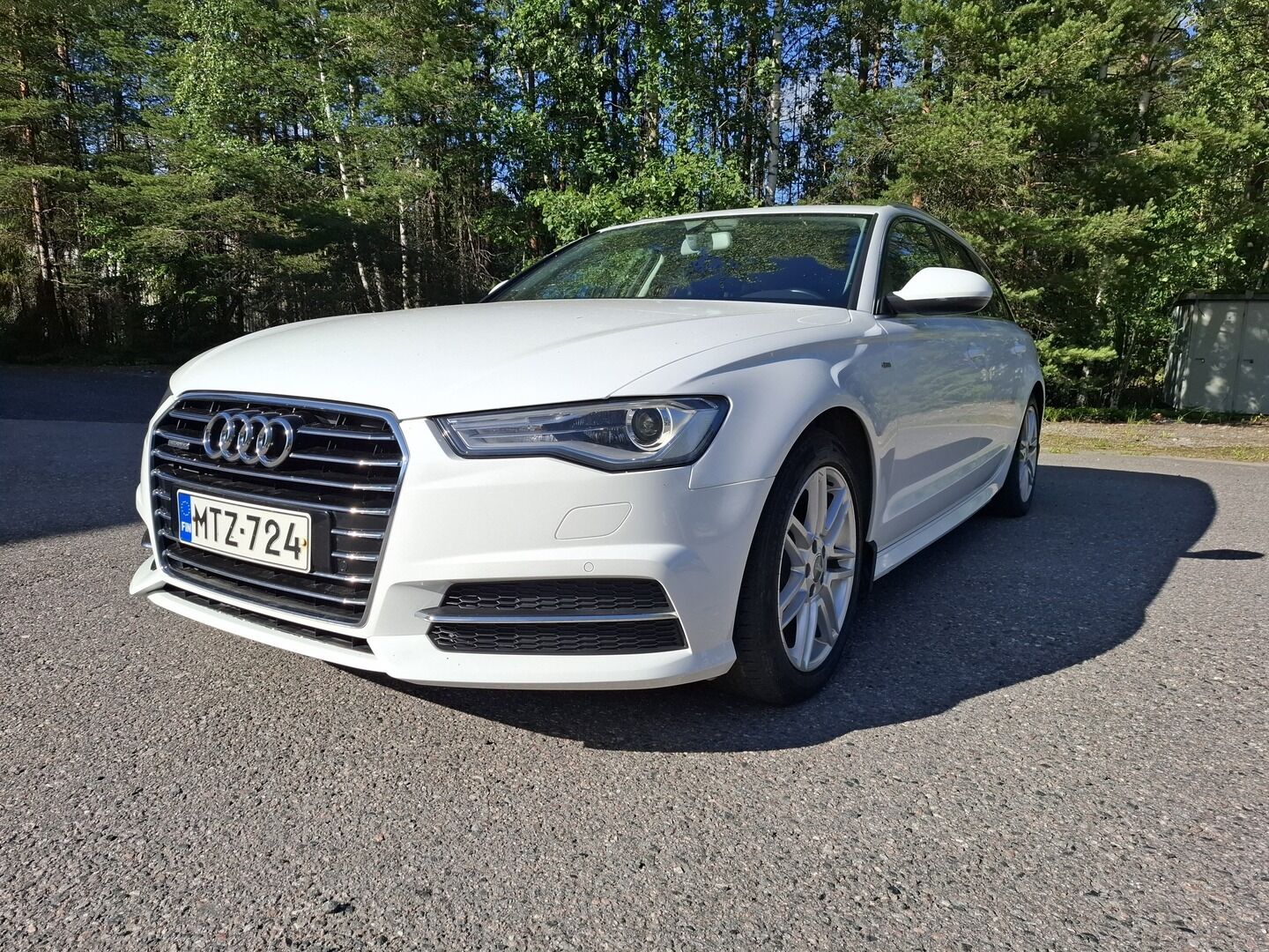 Audi A6 2016 Avant Land of quattro Edition 2,0 TDI 140 kW quattro S tronic **Webasto / Xenon / Koukku / Sporttipenkit / TULOSSA