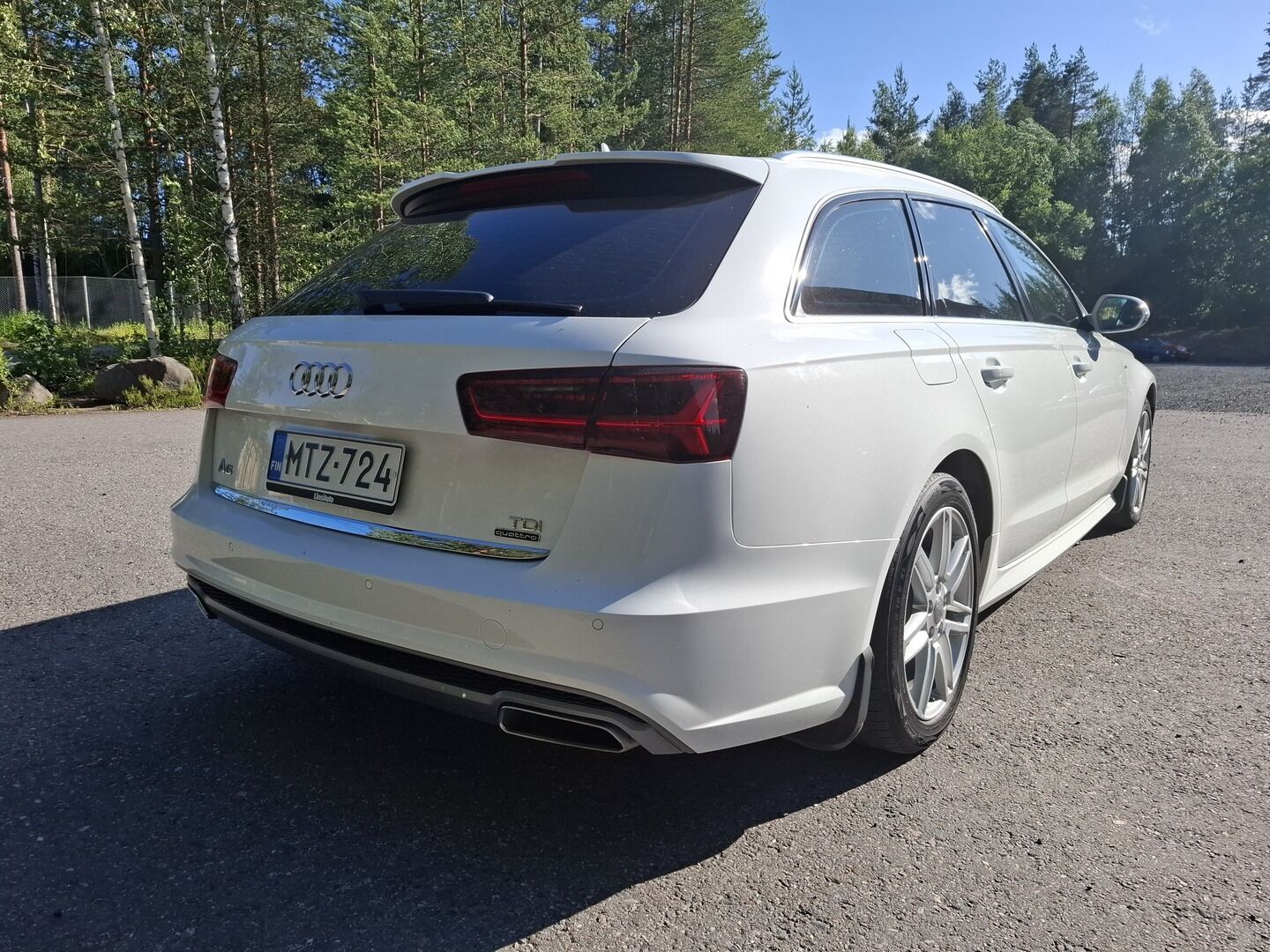 Audi A6 2016 Avant Land of quattro Edition 2,0 TDI 140 kW quattro S tronic **Webasto / Xenon / Koukku / Sporttipenkit / TULOSSA