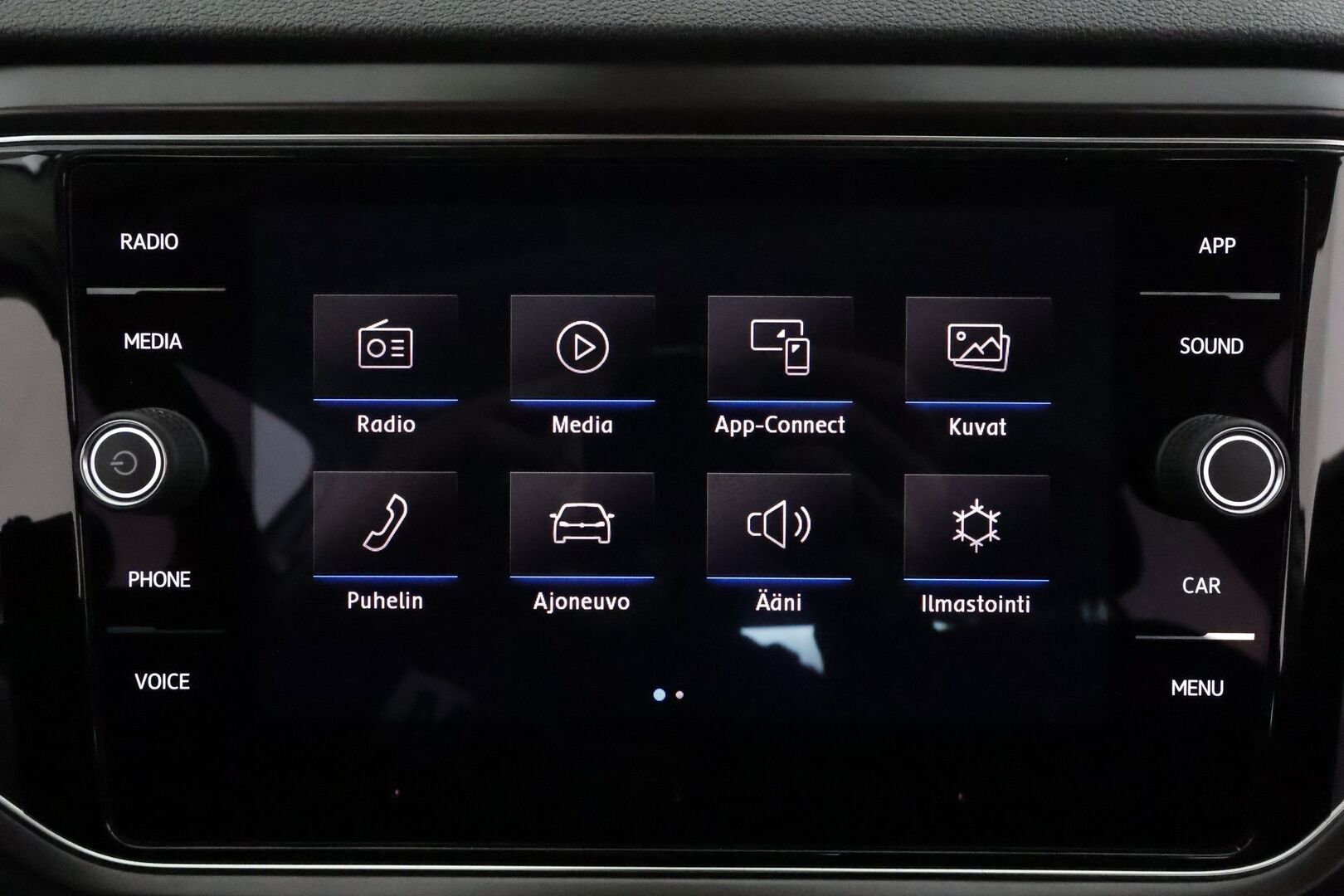 Volkswagen T-Roc 2020 Style 1,5 TSI EVO 110 kW DSG *Webasto / ACC / LED / Kaistavahti / P.Tutkat* - * 1-om Suomi-auto / Kahdet Renkaat / ALV * - Osta nyt, maksa vasta ensi vuonna