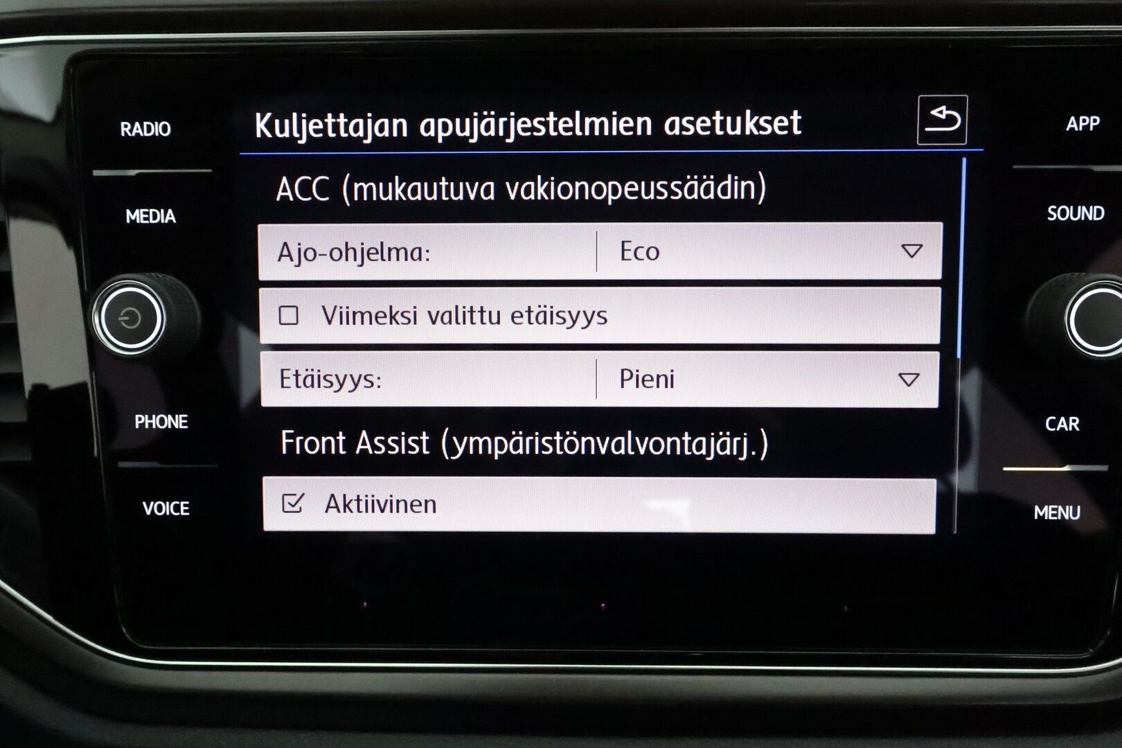 Volkswagen T-Roc 2020 Style 1,5 TSI EVO 110 kW DSG *Webasto / ACC / LED / Kaistavahti / P.Tutkat* - 1-om Suomi-auto / Kahdet Renkaat