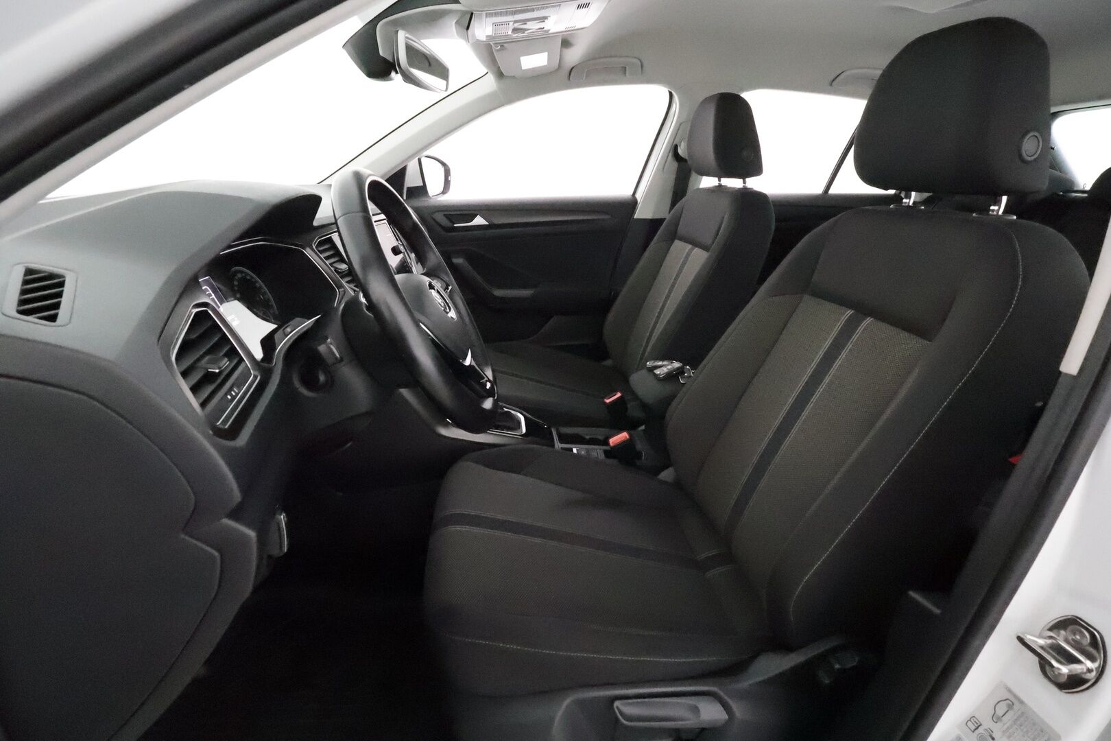 Volkswagen T-Roc 2020 Style 1,5 TSI EVO 110 kW DSG *Webasto / ACC / LED / Kaistavahti / P.Tutkat* - 1-om Suomi-auto / Kahdet Renkaat