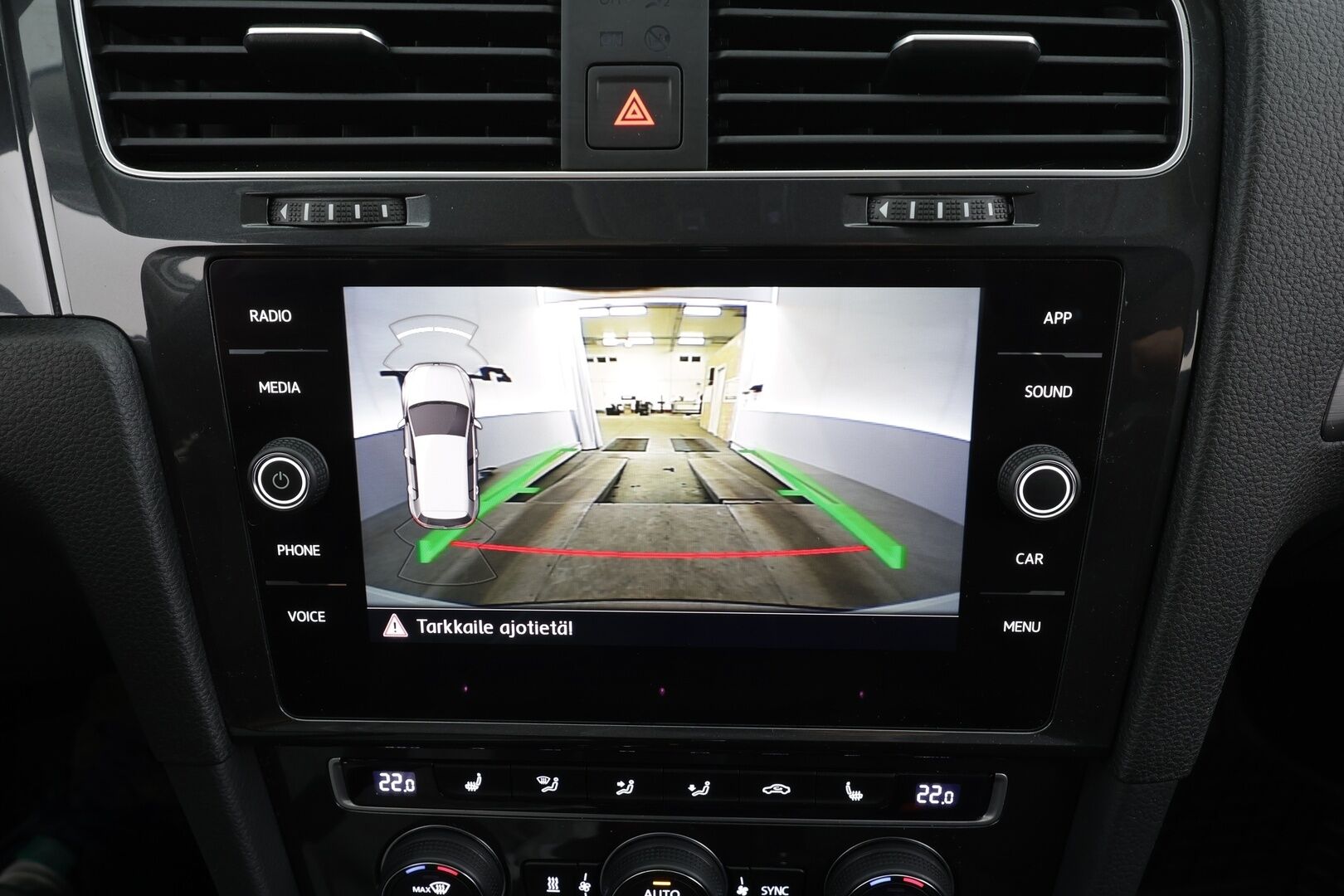 Volkswagen Golf 2020 Comfortline Limited 1,5 TSI EVO 110 kW DSG * Suomi-auto / Webasto / ACC / P.Kamera / Bluetooth / Kahdet renkaat - HULLUT BLACKWEEK JATKOT - KORKOTARJOUS 2,49%