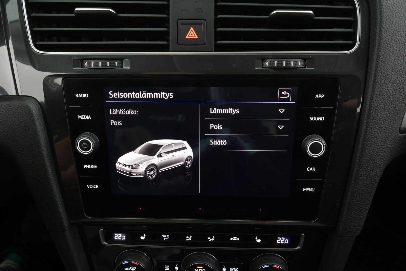 Volkswagen Golf 2020 Comfortline Limited 1,5 TSI EVO 110 kW DSG * Suomi-auto / Webasto / ACC / P.Kamera / Bluetooth / Kahdet renkaat - HULLUT BLACKWEEK JATKOT - KORKOTARJOUS 2,49%