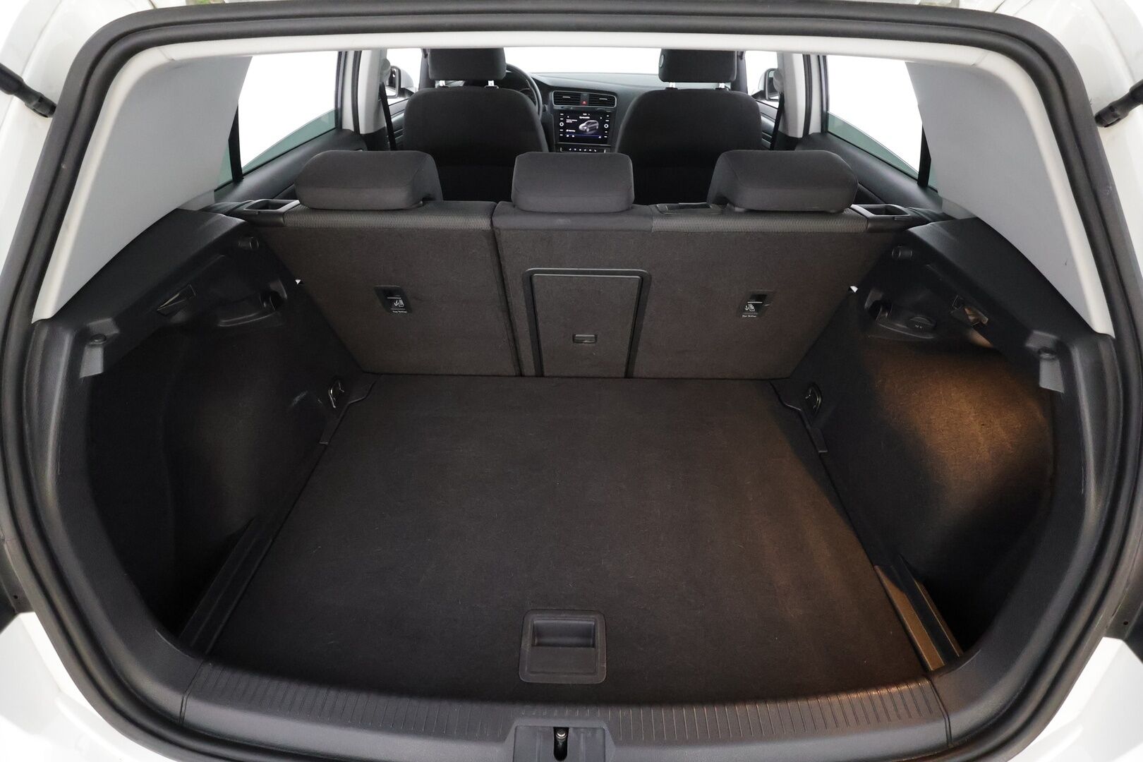 Volkswagen Golf 2020 Comfortline Limited 1,5 TSI EVO 110 kW DSG * Suomi-auto / Webasto / ACC / P.Kamera / Bluetooth / Kahdet renkaat - HULLUT BLACKWEEK JATKOT - KORKOTARJOUS 2,49%