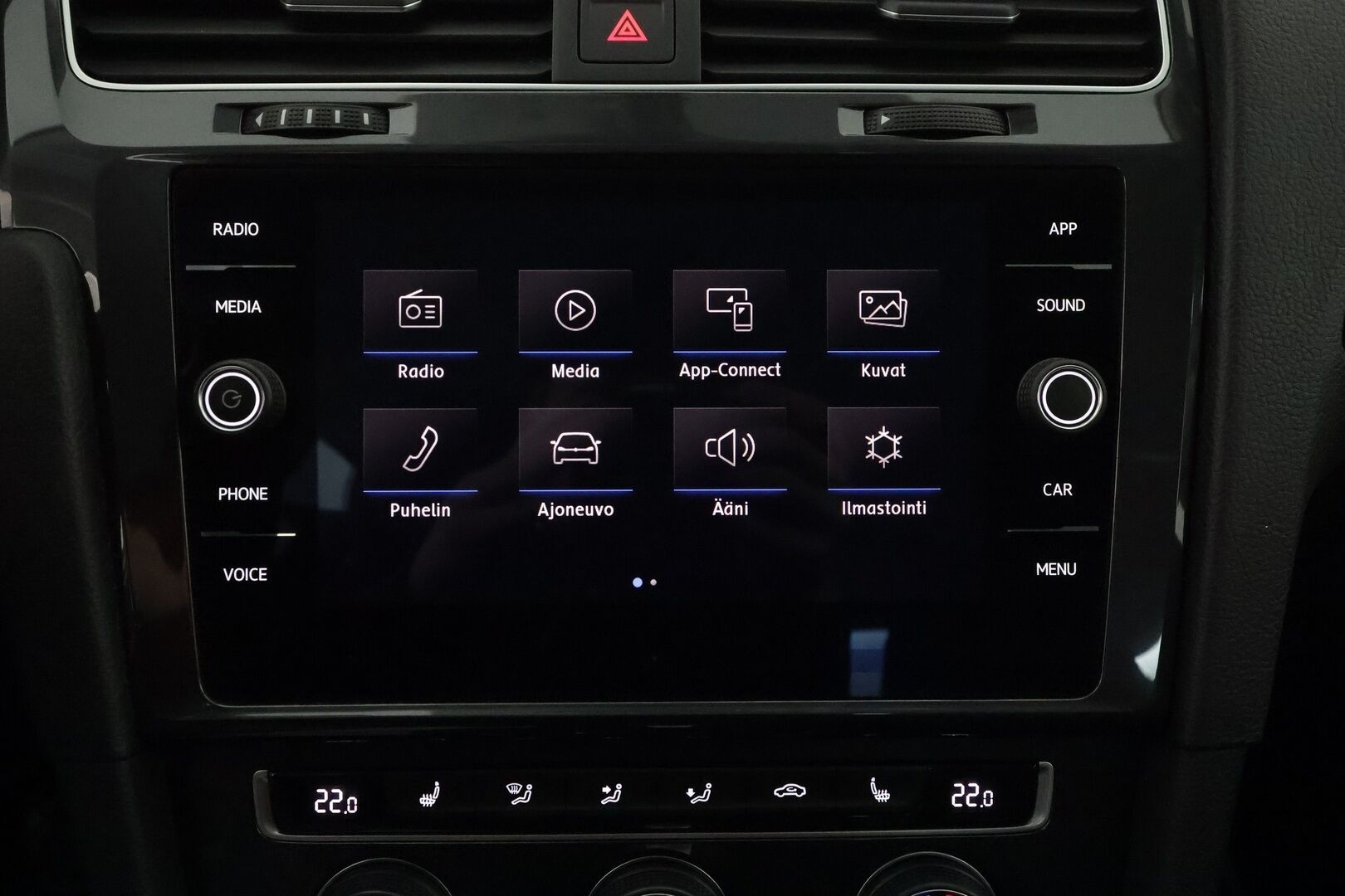 Volkswagen Golf 2020 Comfortline Limited 1,5 TSI EVO 110 kW (150 hv) DSG-automaatti - 1.Om Suomi-auto / Webasto / Adapt. Vakkari / P. kamera / LED-valot / KeylessGo / 2x Renkaat /