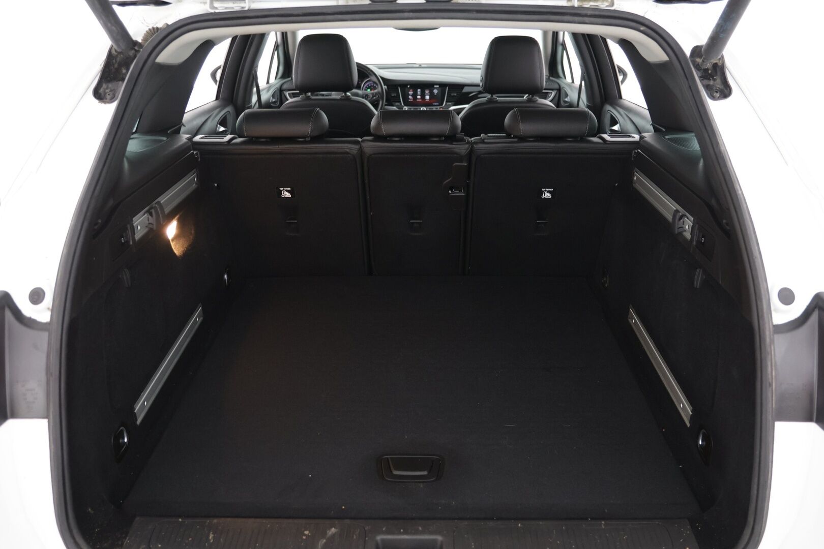 Opel Astra 2019 Sports Tourer Innovation Plus 150 Turbo A / Vakkari / Sähköinen takakontti / Bliss / P-Kamera - Siisti yksilö! / Hyvin huollettu ! 