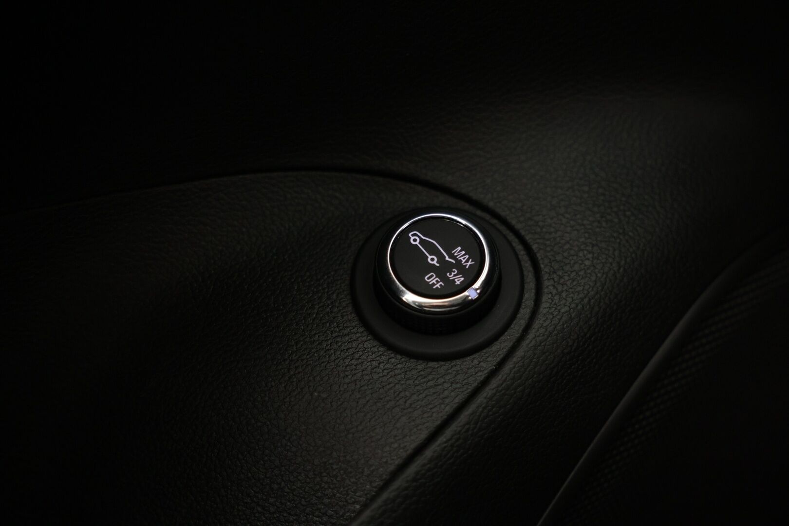 Opel Astra 2019 Sports Tourer Innovation Plus 150 Turbo A / Vakkari / Sähköinen takakontti / Bliss / P-Kamera - Siisti yksilö! / Hyvin huollettu ! 