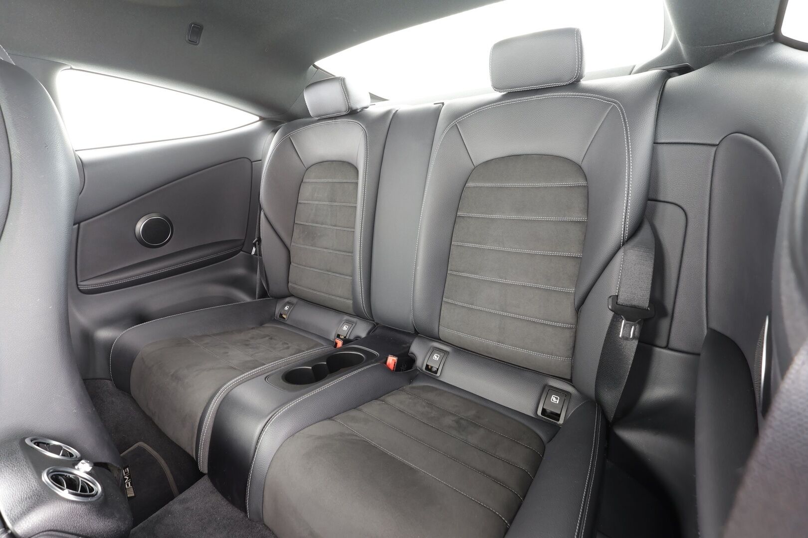 Mercedes-Benz C 2019 200 4MATIC Coupé A AMG * Vakkari / P.kamera / Sporttipenkit / Lohko+Sisä / LED * - Suomi-auto / Kahdet renkaat aluvanteilla 