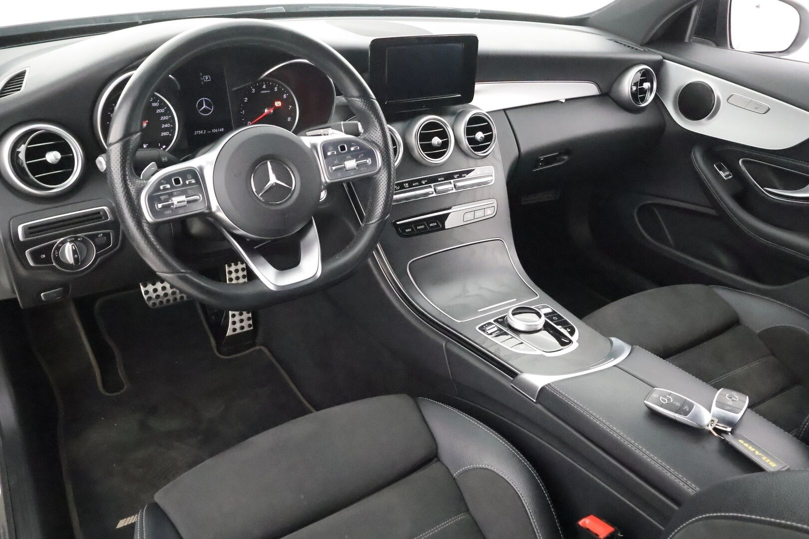 Mercedes-Benz C 2019 200 4MATIC Coupé A AMG * Vakkari / P.kamera / Sporttipenkit / Lohko+Sisä / LED * - Suomi-auto / Kahdet renkaat aluvanteilla 