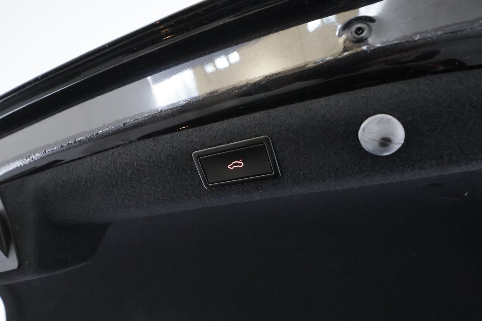 Skoda Superb 2017 Combi 2,0 TSI 280 4x4 L&K DSG * Webasto / Koukku / ACC / Xenon / Canton / Lasikattoluukku * - P.Kamera / Muistipenkki / Kahdet renkaat aluvanteilla