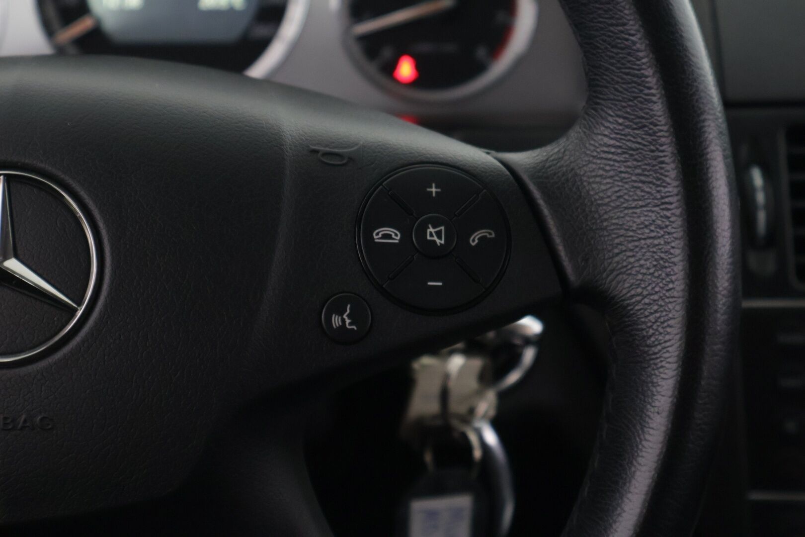 Mercedes-Benz C 2008 180 Kompressor T Avantgarde *Lasikattoluukku / Tutkat / Xenon / Osanahat* - *Vähän ajettu / Jakoketju vaihdettu / Edulliset käyttökustannukset* - HULLUT BLACKWEEK JATKOT - KORKOTARJOUS 2,49%