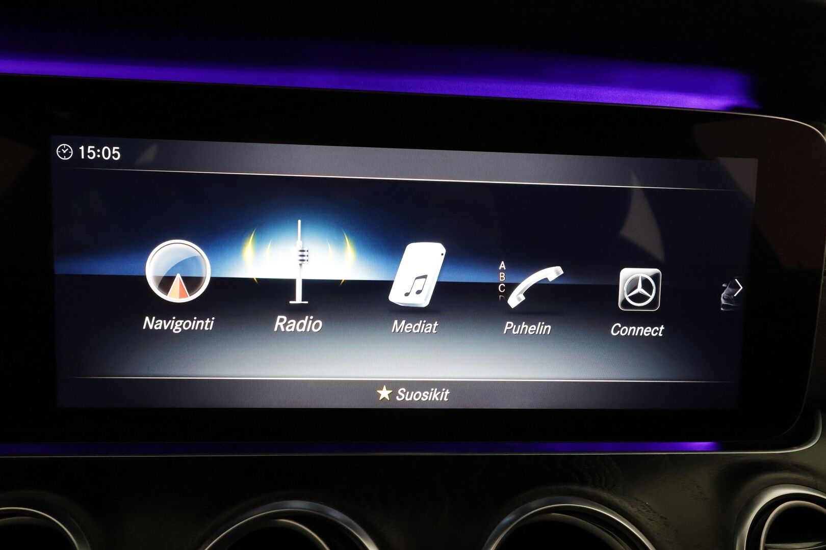Mercedes-Benz E 2017 E 220 d 4MATIC Sedan A Premium Business AMG **Widescreen / Distronic+ / HUD / 360° / Webasto / Multibeam LED** - Apple&Android / Sporttipenkit / Navi 