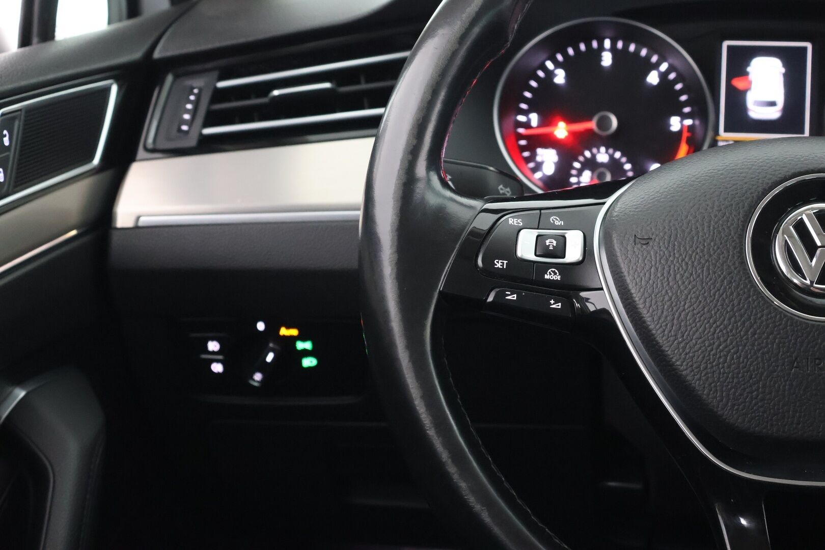VOLKSWAGEN PASSAT 2015 2.0 TDI Variant Highline 4Motion DSG - Myydään vain huutokaupat.com:issa! - Myydään Huutokaupat.com:issa eniten tarjoavalle! 