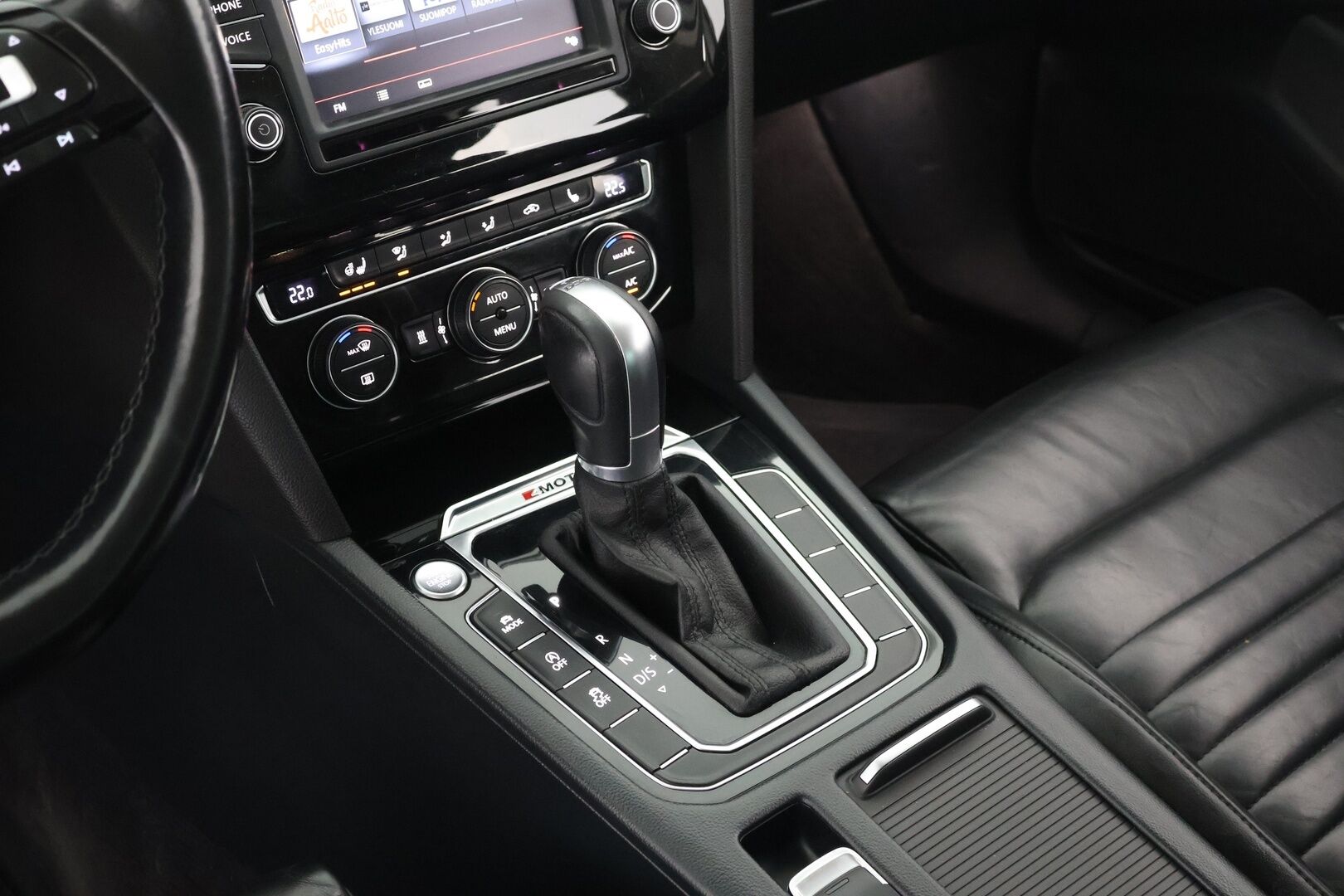 VOLKSWAGEN PASSAT 2015 2.0 TDI Variant Highline 4Motion DSG - Myydään vain huutokaupat.com:issa! - Myydään Huutokaupat.com:issa eniten tarjoavalle! 
