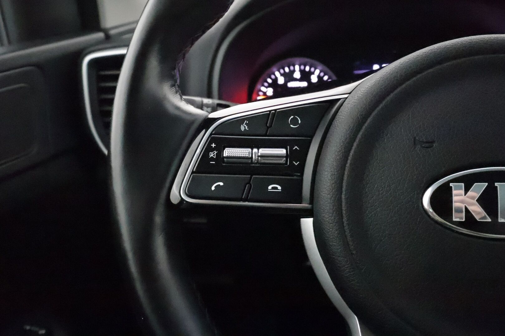 Kia Sportage 2020 1,6 T-GDI ISG Urban EX DCT A/T EcoDynamics **P. Kamera / LED-valot / Navi / Kaistavahti / Apple&Android / AC / Vakkari**