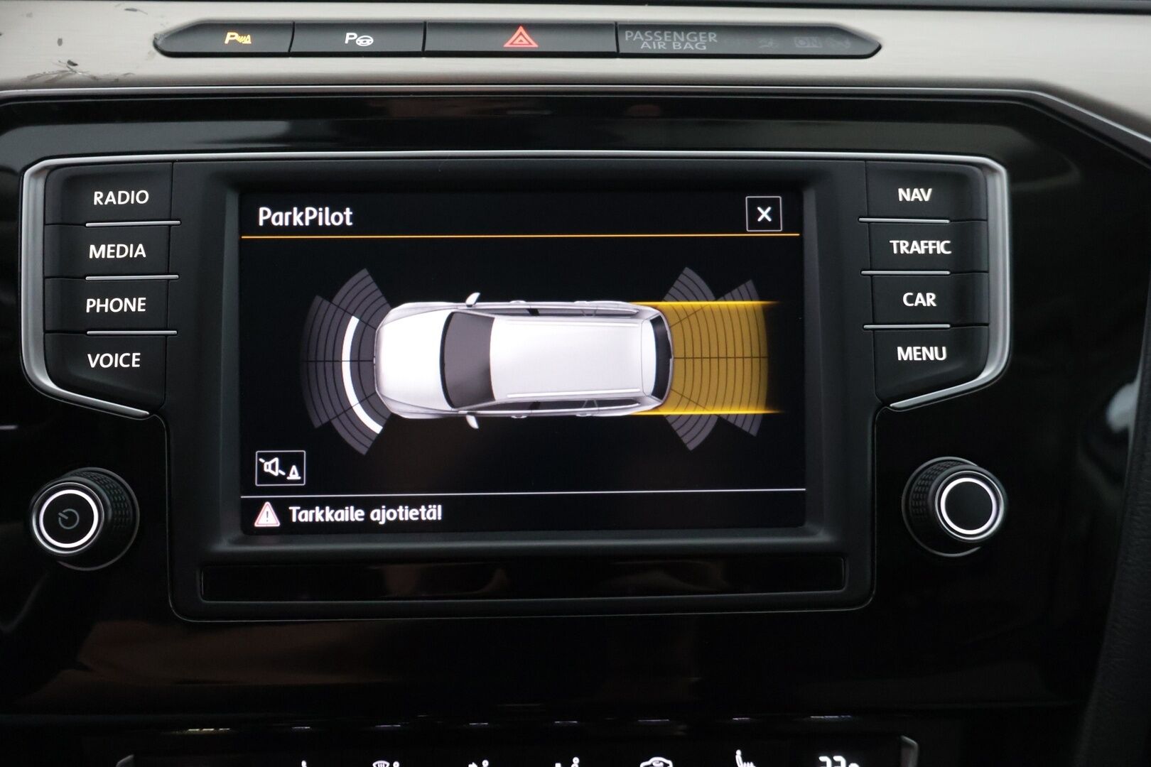 Volkswagen Passat 2016 Variant Highline 2,0 TDI 110 kW (150 hv) DSG-automaatti - YritysOutlet - Myydään vain yrityksille - ACC | Webasto | KeylessGo | ErgoComfort | Koukku | Suomi-auto 