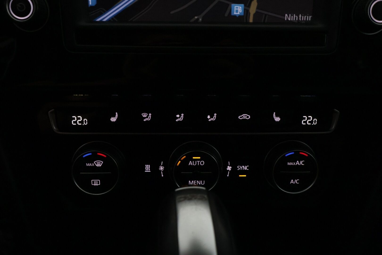 Volkswagen Passat 2016 Variant Highline 2,0 TDI 110 kW (150 hv) DSG-automaatti - YritysOutlet - Myydään vain yrityksille - ACC | Webasto | KeylessGo | ErgoComfort | Koukku | Suomi-auto 