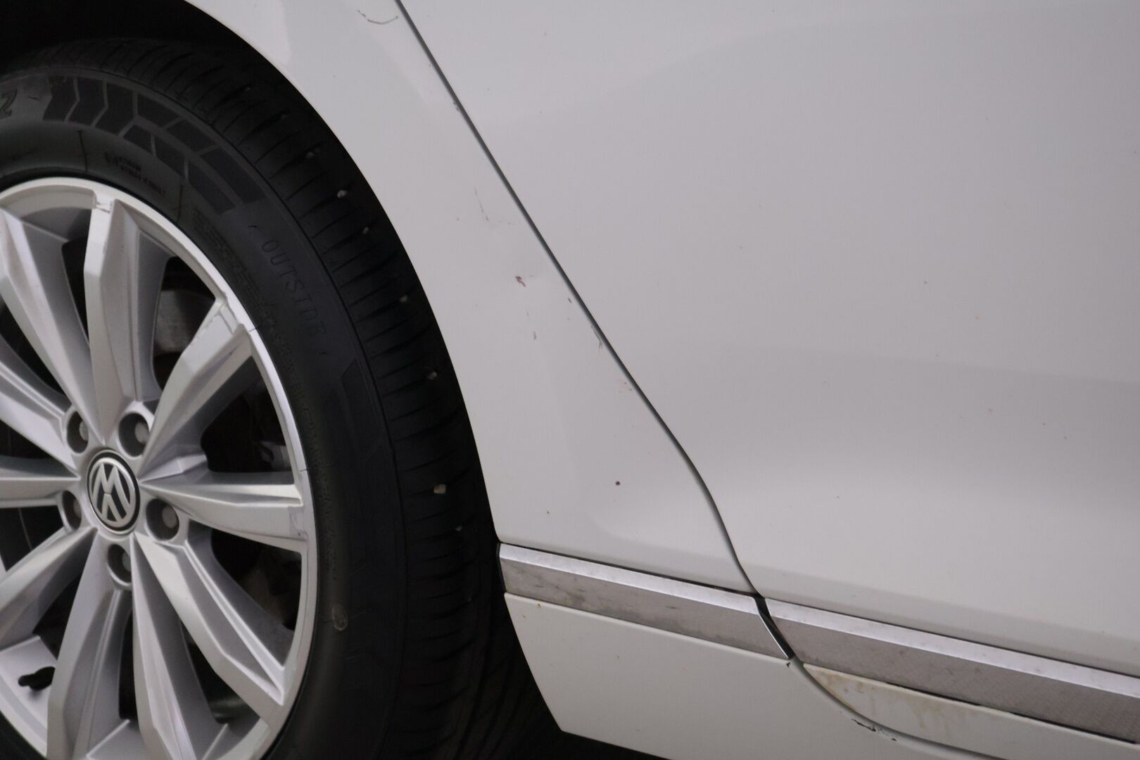 Volkswagen Passat 2016 Variant Highline 2,0 TDI 110 kW (150 hv) DSG-automaatti - YritysOutlet - Myydään vain yrityksille - ACC | Webasto | KeylessGo | ErgoComfort | Koukku | Suomi-auto 