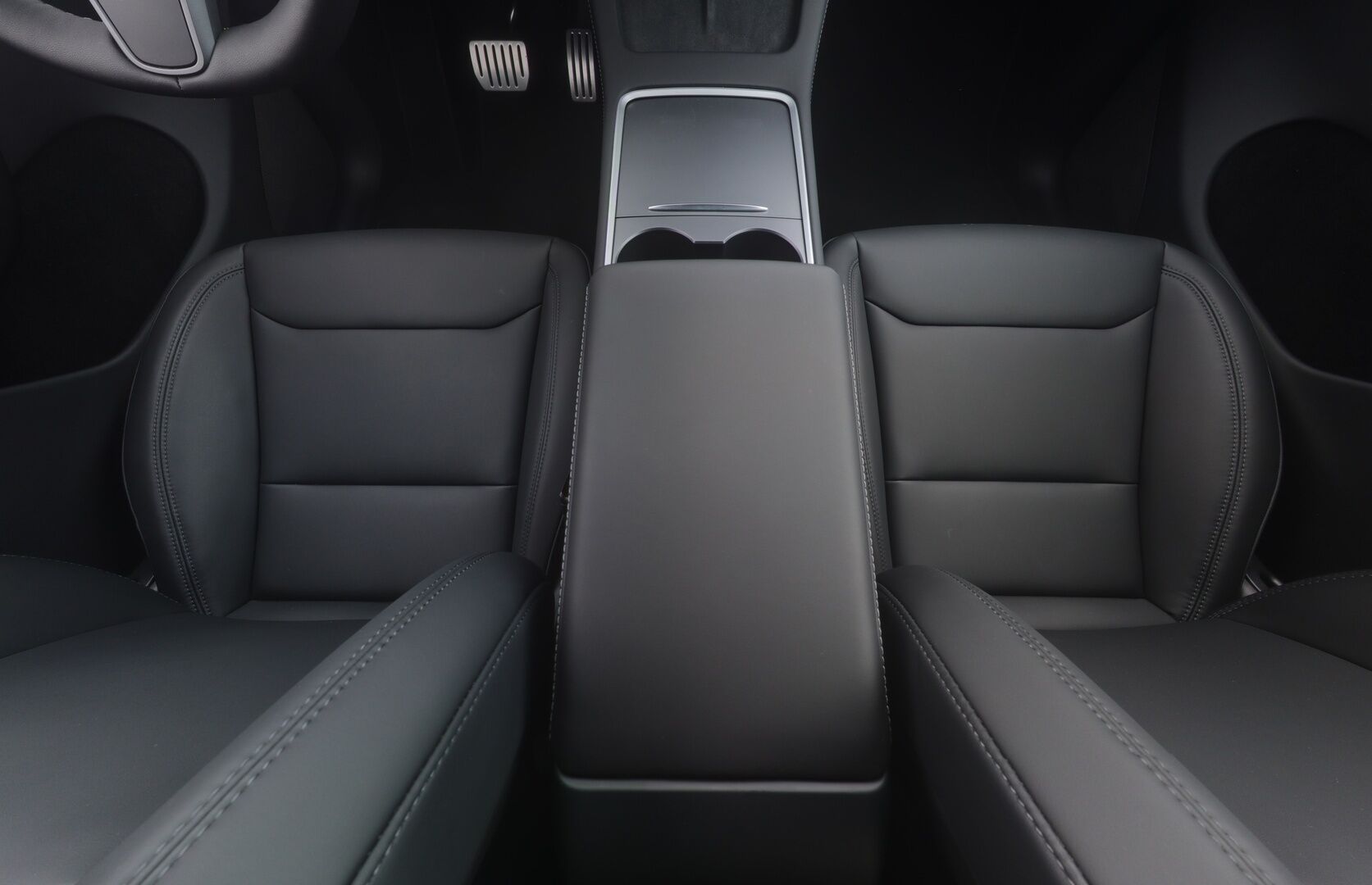 TESLA MODEL Y 2022 Performance - AMD Ryzen | Heat Pump | Koukku | Lasikatto | Nahat | Sähköluukku