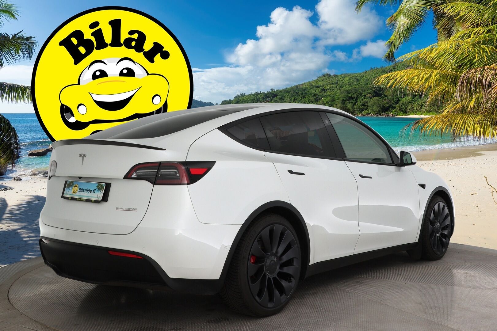 TESLA MODEL Y 2022 Performance - AMD Ryzen | Heat Pump | Koukku | Lasikatto | Nahat | Sähköluukku