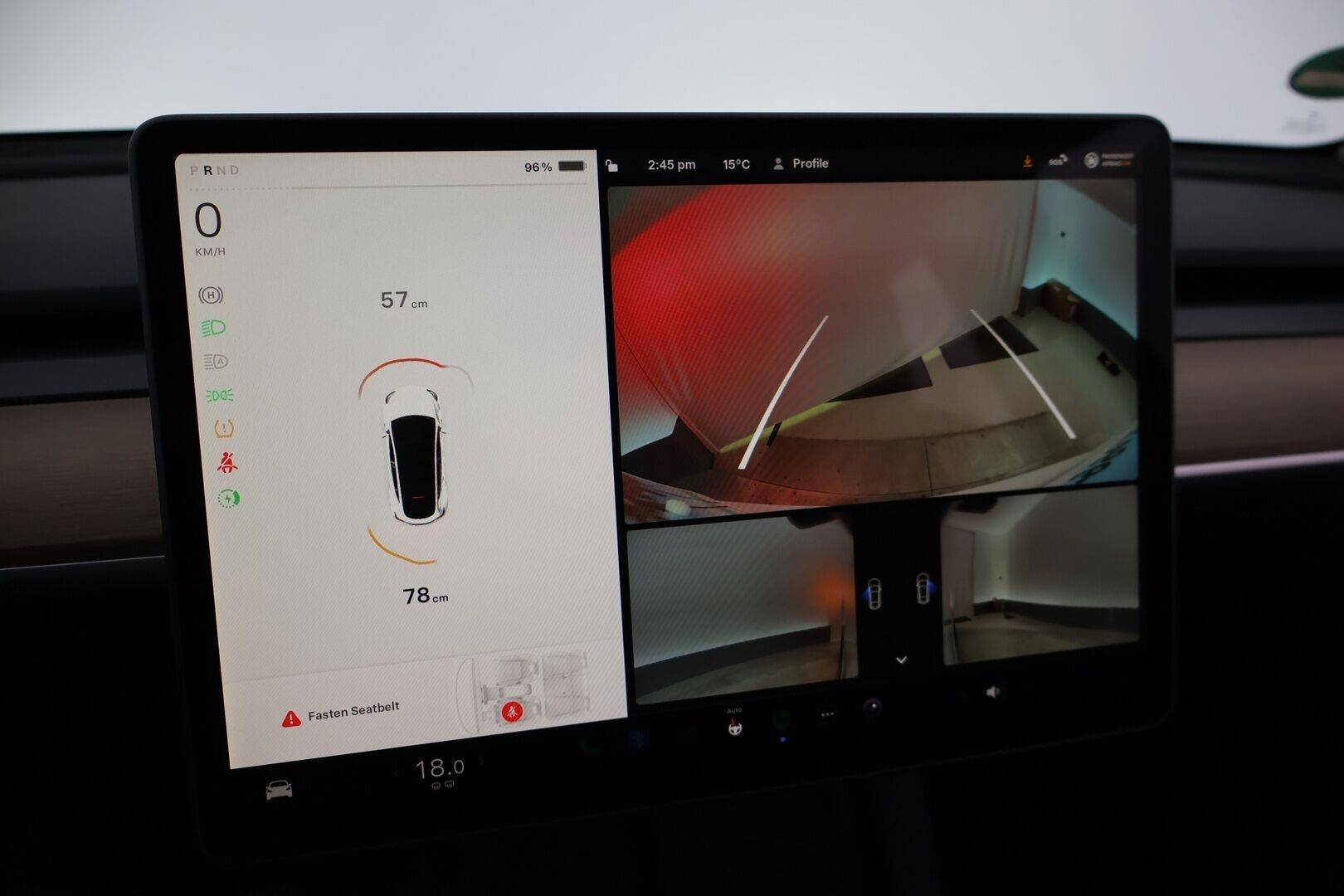 TESLA MODEL Y 2022 Performance - AMD Ryzen | Heat Pump | Koukku | Lasikatto | Nahat | Sähköluukku