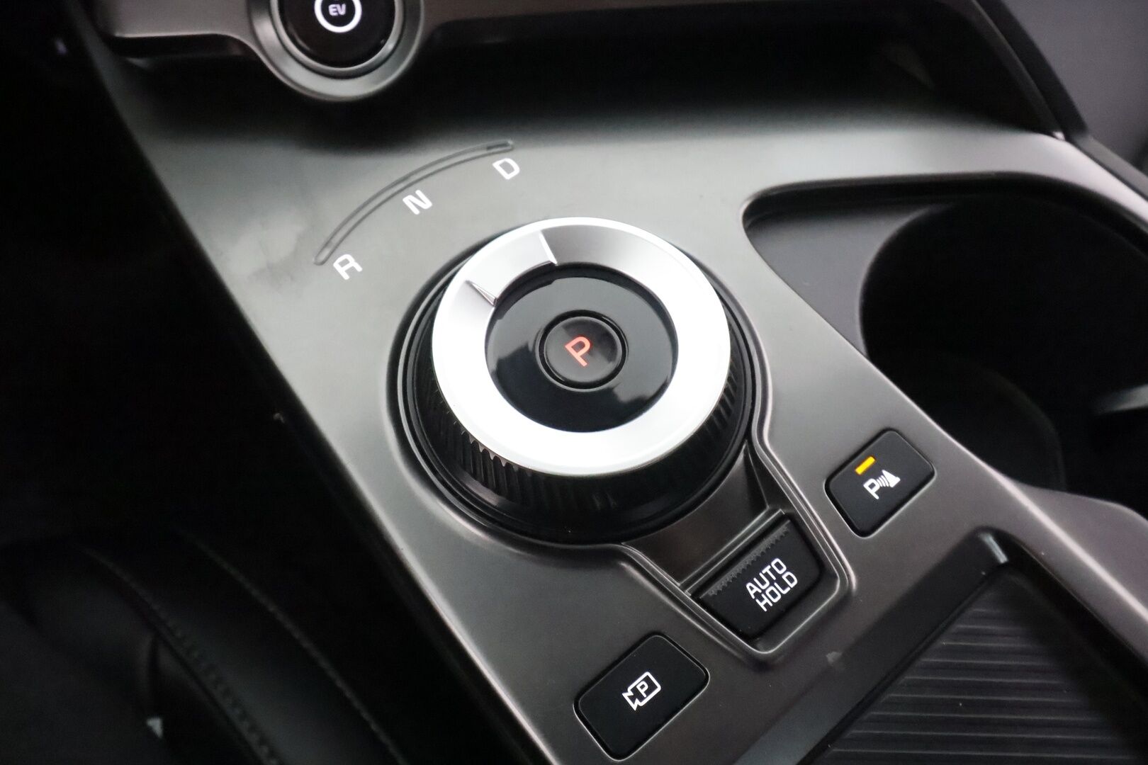 KIA EV6 2022 RWD 77 kWh 229 hv - | ACC | ILP | P.Kamera | Widescreen | LED | Muistipenkki | Apple&Android | Ratinlämmitys | Merkkihuollettu | Kahdet Renkaat |
