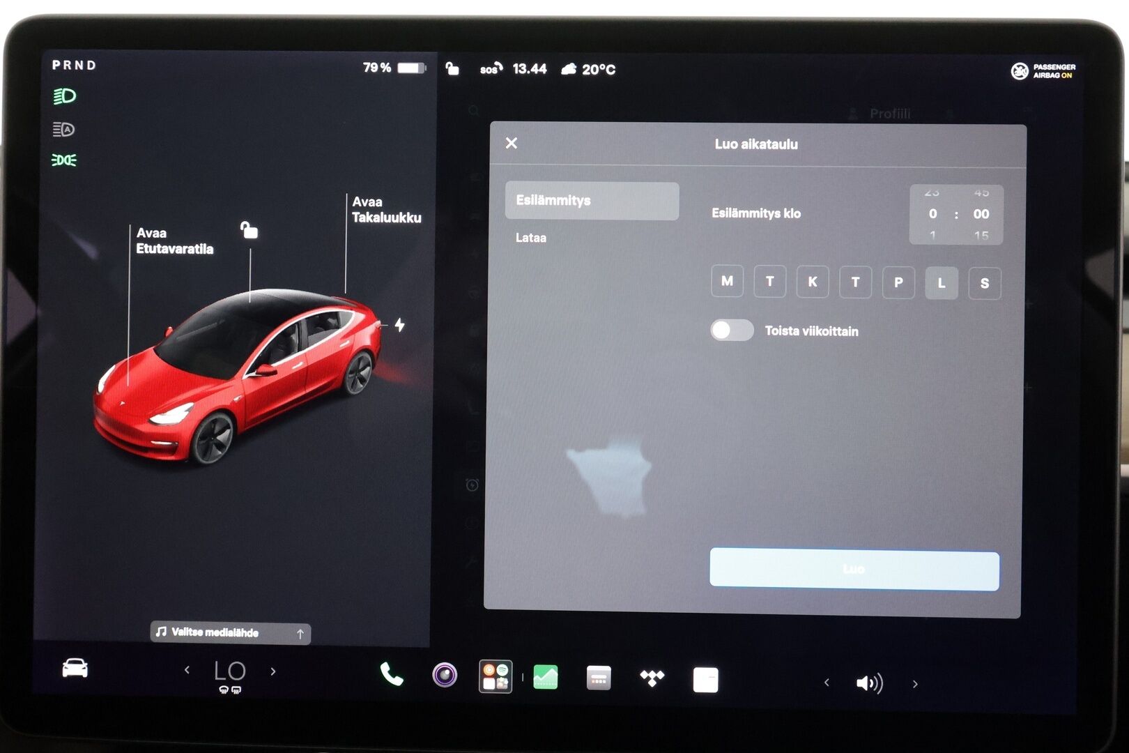 Tesla Model 3 2019 Standard RWD Plus - | Lasikatto | Koukku | ACC | LED | P.Kamera | Muistipenkki | Premium Speakers | Navi | Kaistavahti | Keyless | 2x Latauskaapelit | Suomi-auto | Kahdet renkaat |