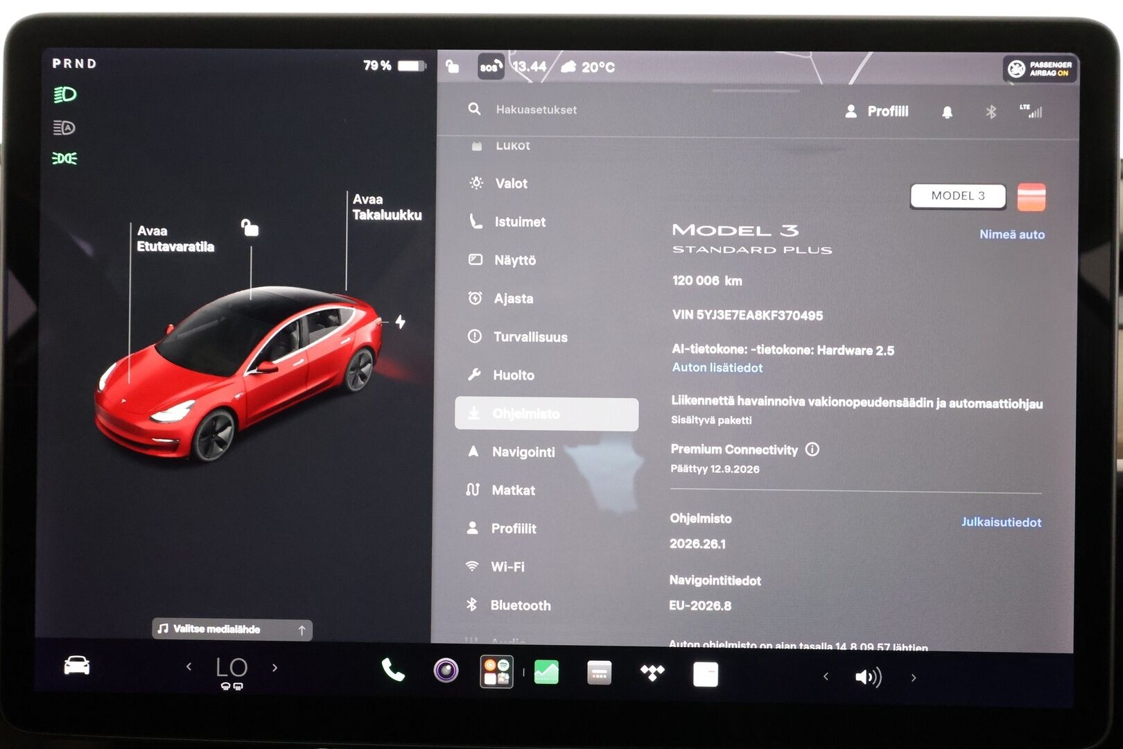 Tesla Model 3 2019 Standard RWD Plus - | Lasikatto | Koukku | ACC | LED | P.Kamera | Muistipenkki | Premium Speakers | Navi | Kaistavahti | Keyless | 2x Latauskaapelit | Suomi-auto | Kahdet renkaat |