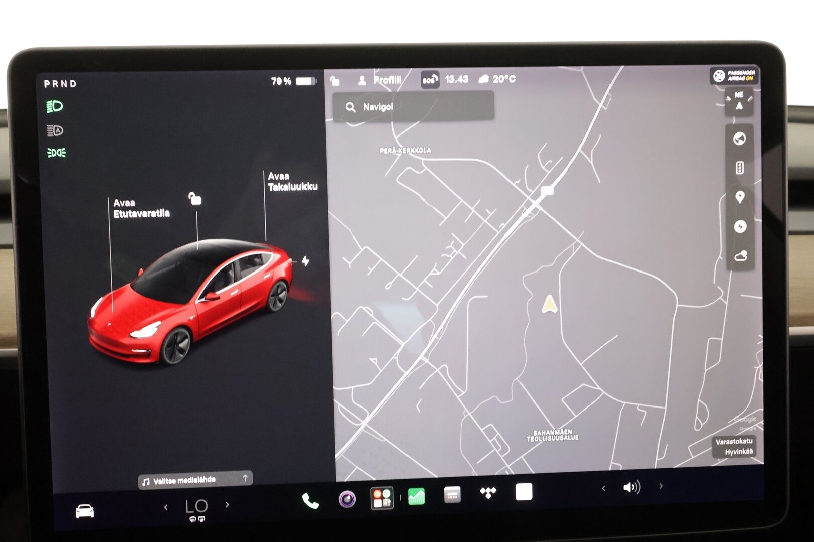Tesla Model 3 2019 Standard RWD Plus - | Lasikatto | Koukku | ACC | LED | P.Kamera | Muistipenkki | Premium Speakers | Navi | Kaistavahti | Keyless | 2x Latauskaapelit | Suomi-auto | Kahdet renkaat |