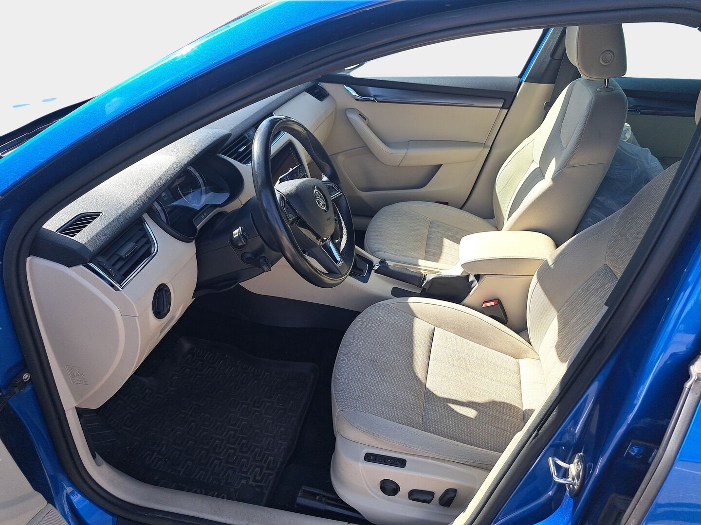 Skoda Octavia 2020 Combi 1,5 TSI G-TEC Style BusinessLine DSG Autom. - Webasto | Adapt.Vakkari | P.Kamera | LED | BLIS | Navi | Vetokoukku | Lämm.Tuulilasi | Juuri Saapunut! 