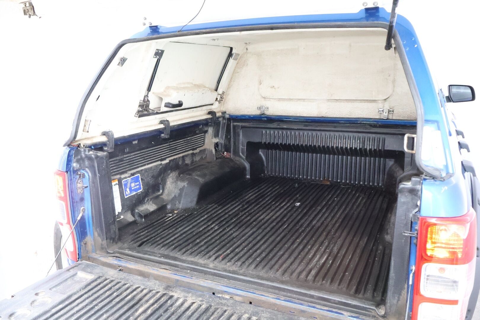 Ford Ranger 2020 Double Cab 2,0 TDCi 170 hp A10 4x4 XLT - 3,99 % KORKOTARJOUS TÄHÄN AUTOON - ALV / Suomiauto / Webasto / Vetokoukku / LED-Lisävalot / Upeasti varusteltu / Näyttävä!