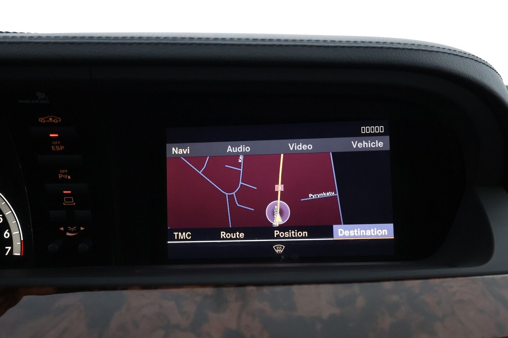 Mercedes-Benz S 2009 350 - *AMG-ulkopaketti / P-kamera / Muistipenkit / Kattoluukku / Näyttävä!! / Vähän ajettu!!** MYYDÄÄN HUUTOKAUPAT.COMISSA!!*