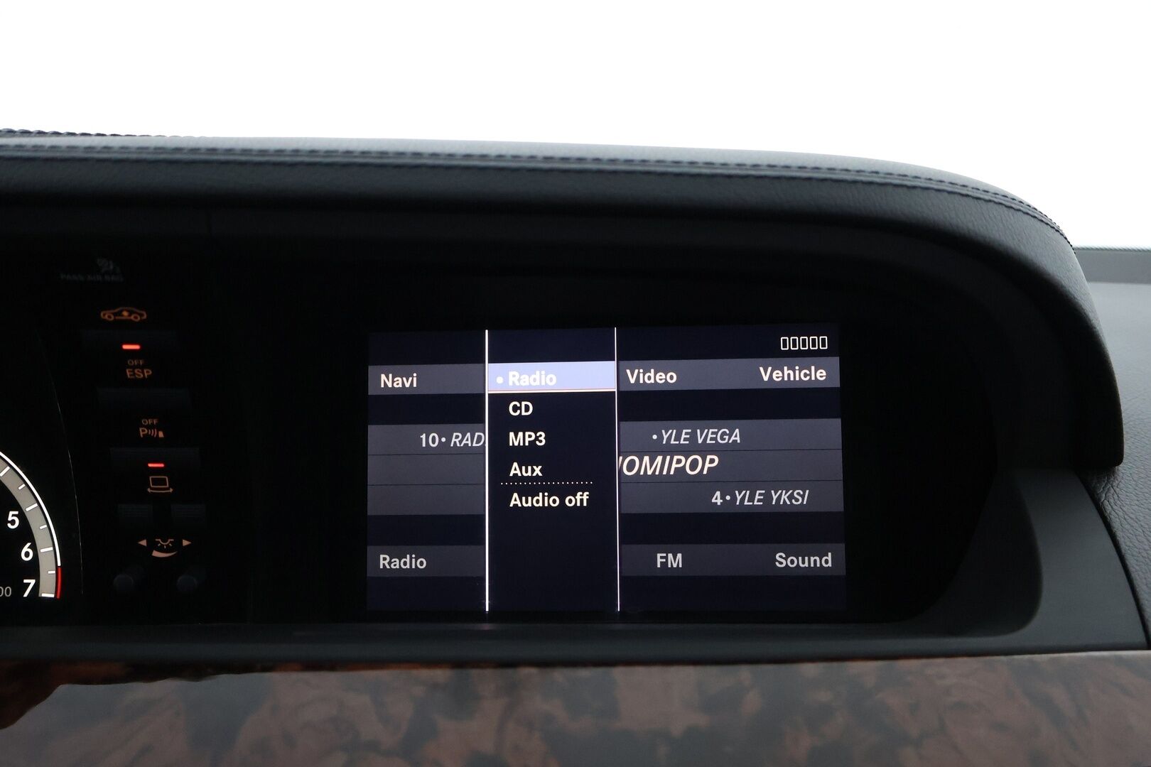 Mercedes-Benz S 2009 350 - *AMG-ulkopaketti / P-kamera / Muistipenkit / Kattoluukku / Näyttävä!! / Vähän ajettu!!** MYYDÄÄN HUUTOKAUPAT.COMISSA!!*