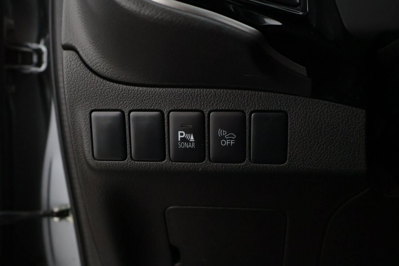 Mitsubishi Outlander 2016 Instyle Navi 4WD 5p * P-Kamera / Nahka-alcantara / Ratinlämmitin / Vakkari * - HULLUT VÄLIPÄIVÄT KORKOTARJOUS 2,49%