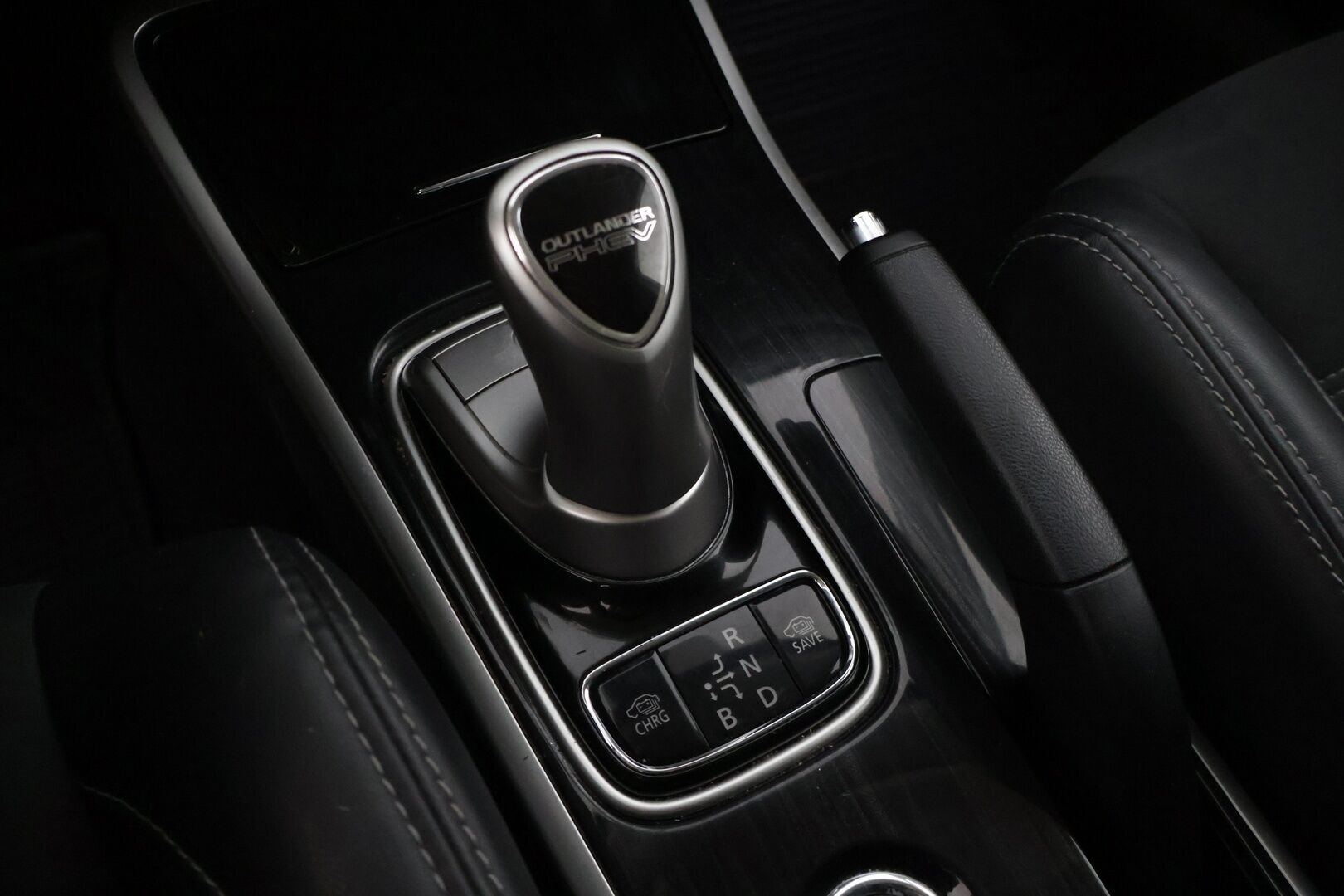 Mitsubishi Outlander 2016 Instyle Navi 4WD 5p * P-Kamera / Nahka-alcantara / Ratinlämmitin / Vakkari *