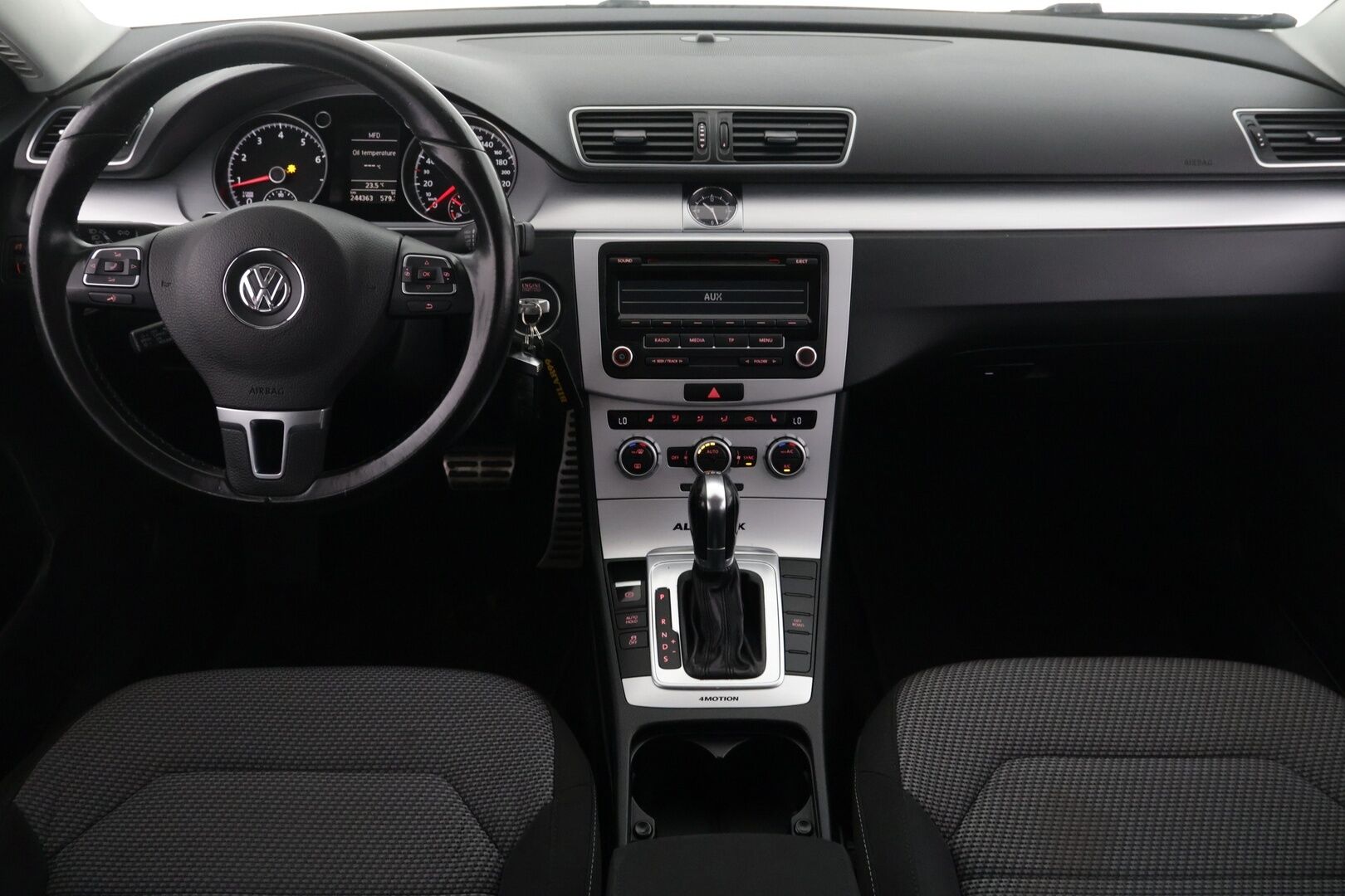 Volkswagen Passat 2013 Variant Alltrack 2,0 TSI 155kW (210hv) 4MOTION - | Koukku | Vakkari | Juuri huollettu | Nelikko | Rehti Bensa | Jakopää tehty | 