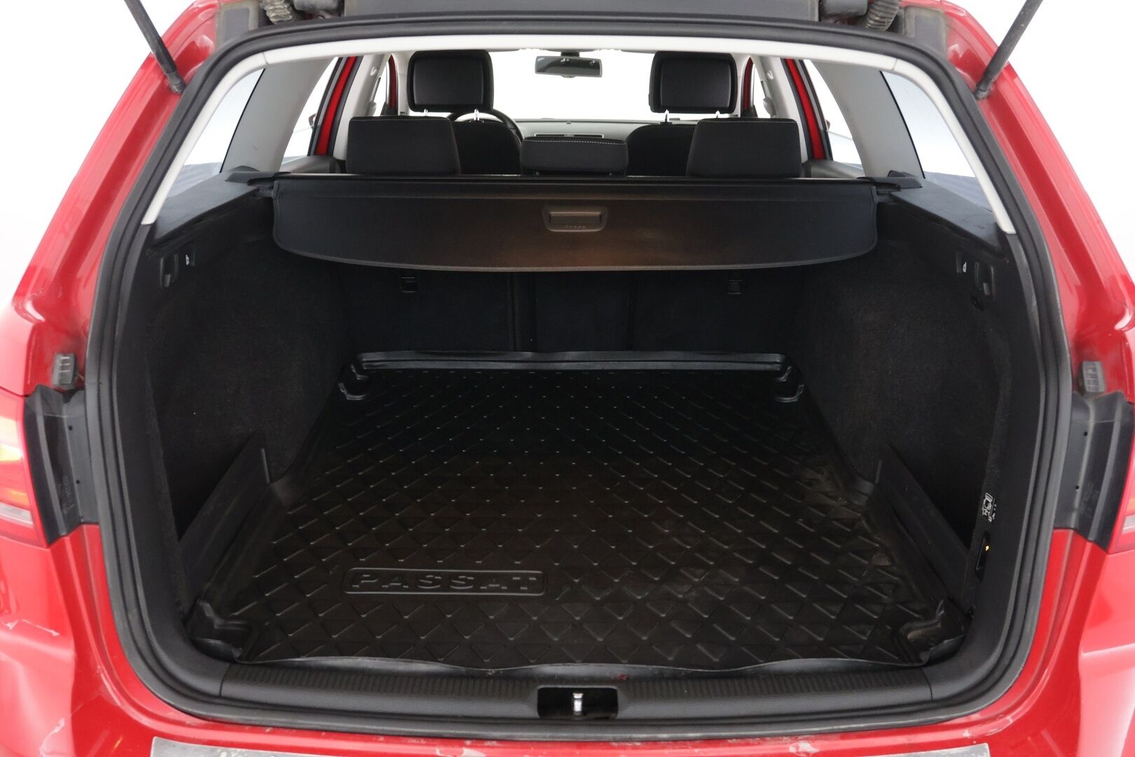 Volkswagen Passat 2013 Variant Alltrack 2,0 TSI 155kW (210hv) 4MOTION - | Koukku | Vakkari | Juuri huollettu | Nelikko | Rehti Bensa | Jakopää tehty | 