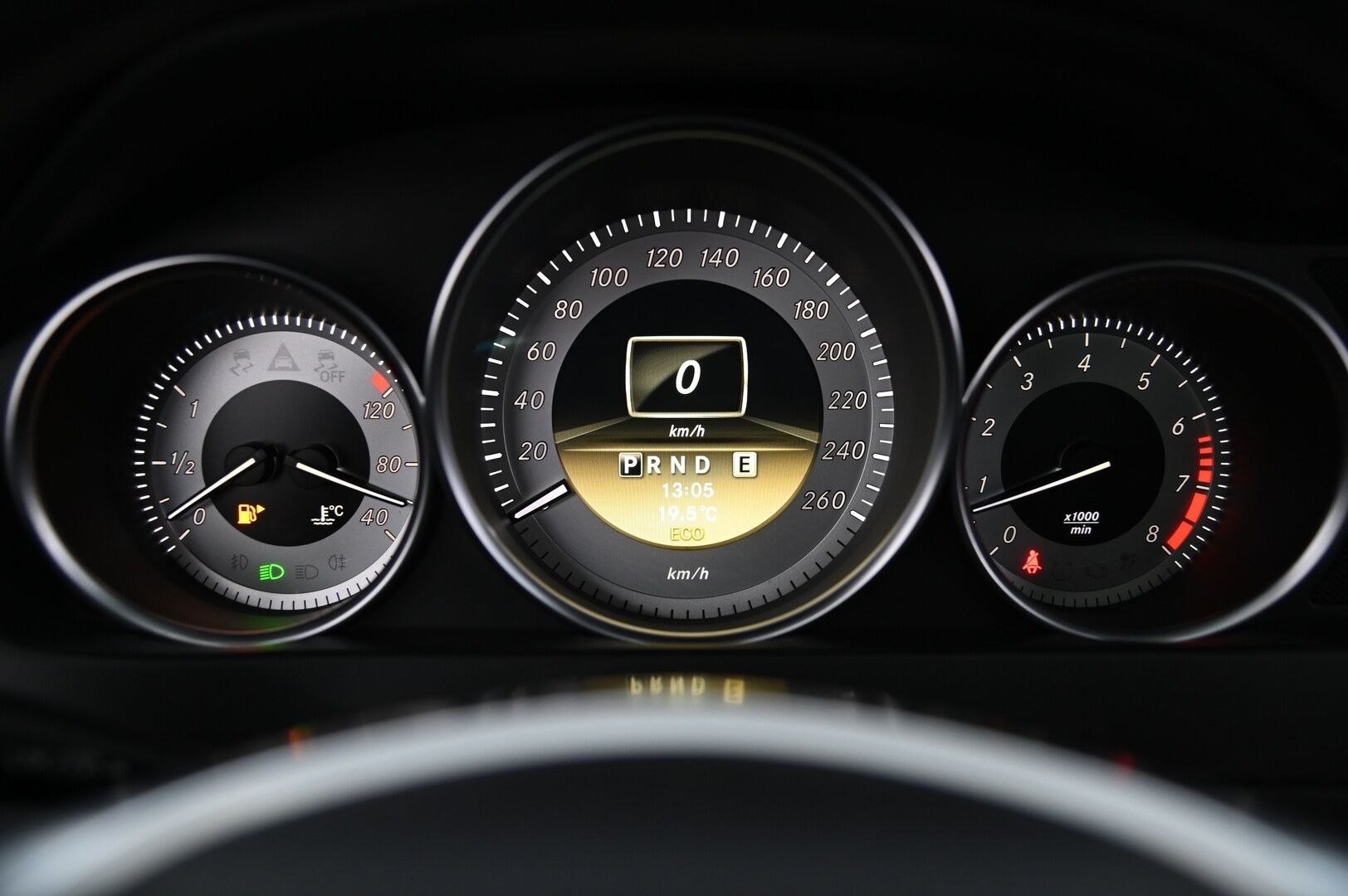 Mercedes-Benz C 2011 350 BE Coupé A *AMG ulko- ja sisäpaketti / Panorama / Nahkasisusta / Navigointi* - *Näyttävä / Facelift / Juuri saapunut* - HULLU BLACKWEEK KORKOTARJOUS 2,49%