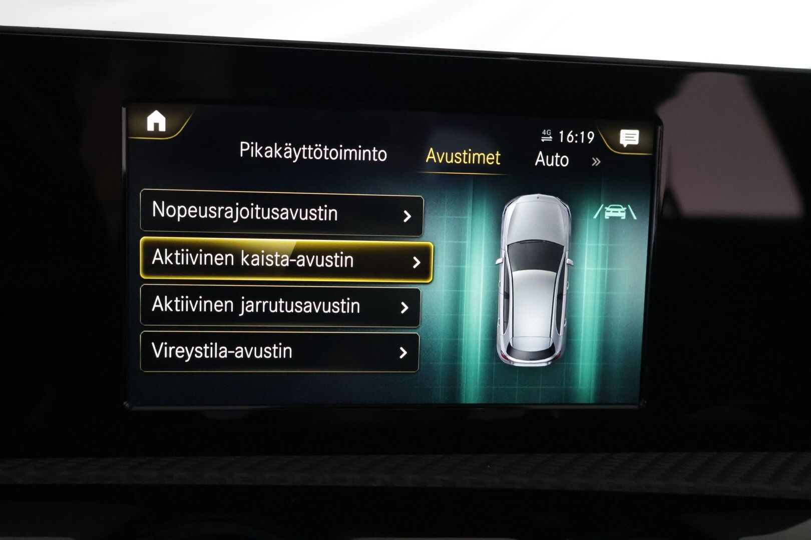 Mercedes-Benz A 2020 180 A Business Style - KATTOLUUKULLINEN YKSILÖ! | Suomi-auto | Widescreen | Vakkari | Sporttipenkit | Peruutuskamera | Lohko | LED - High Performance | Kaistavahti | Puolinahat