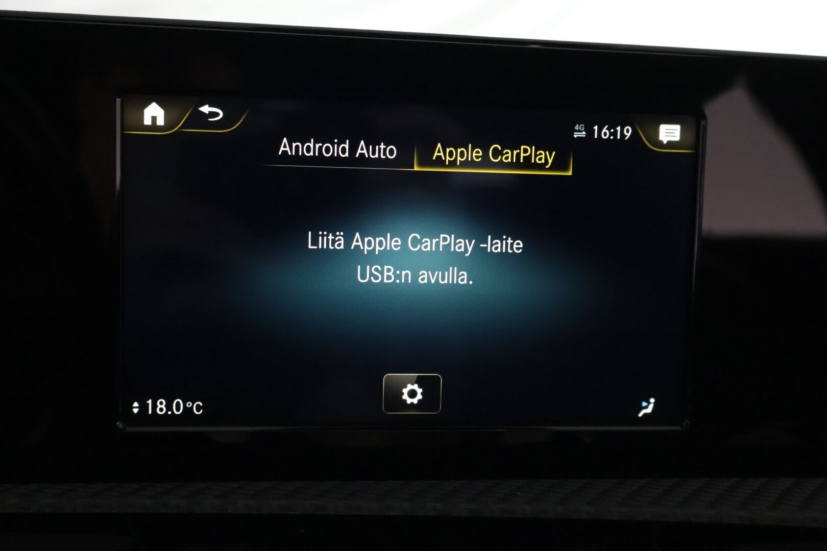 Mercedes-Benz A 2020 180 A Business Style - KATTOLUUKULLINEN YKSILÖ! | Suomi-auto | Widescreen | Vakkari | Sporttipenkit | Peruutuskamera | Lohko | LED - High Performance | Kaistavahti | Puolinahat