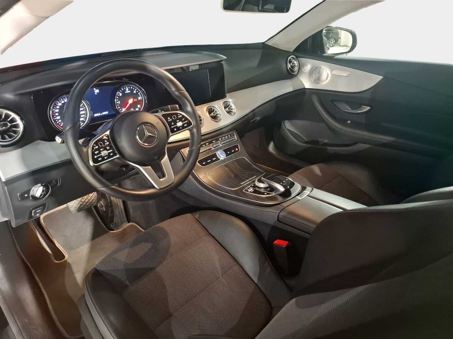 Mercedes-Benz E 2020 300 d A Coupé * Burmester / KeyLess / Vakkari / P.kamera - HULLUT AVAJAISHULINAT KORKOTARJOUS 3,29 %