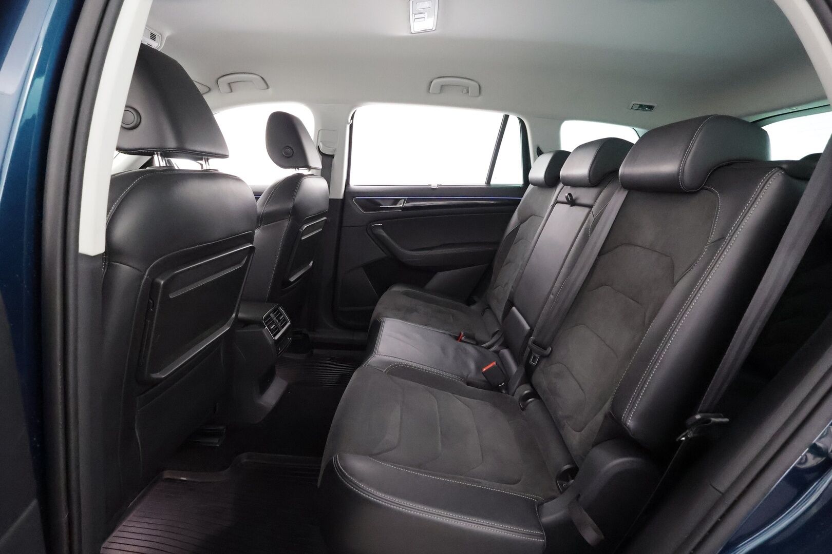 Skoda Kodiaq 2020 2,0 TDI 150 4x4 Style DSG Autom. 7-P - | Canton | Webasto | Koukku | ACC | LED | 360 Kamera | Muistipenkit | Navi | Kaistavahti | Keyless | Suomi-auto | Kahdet renkaat | 